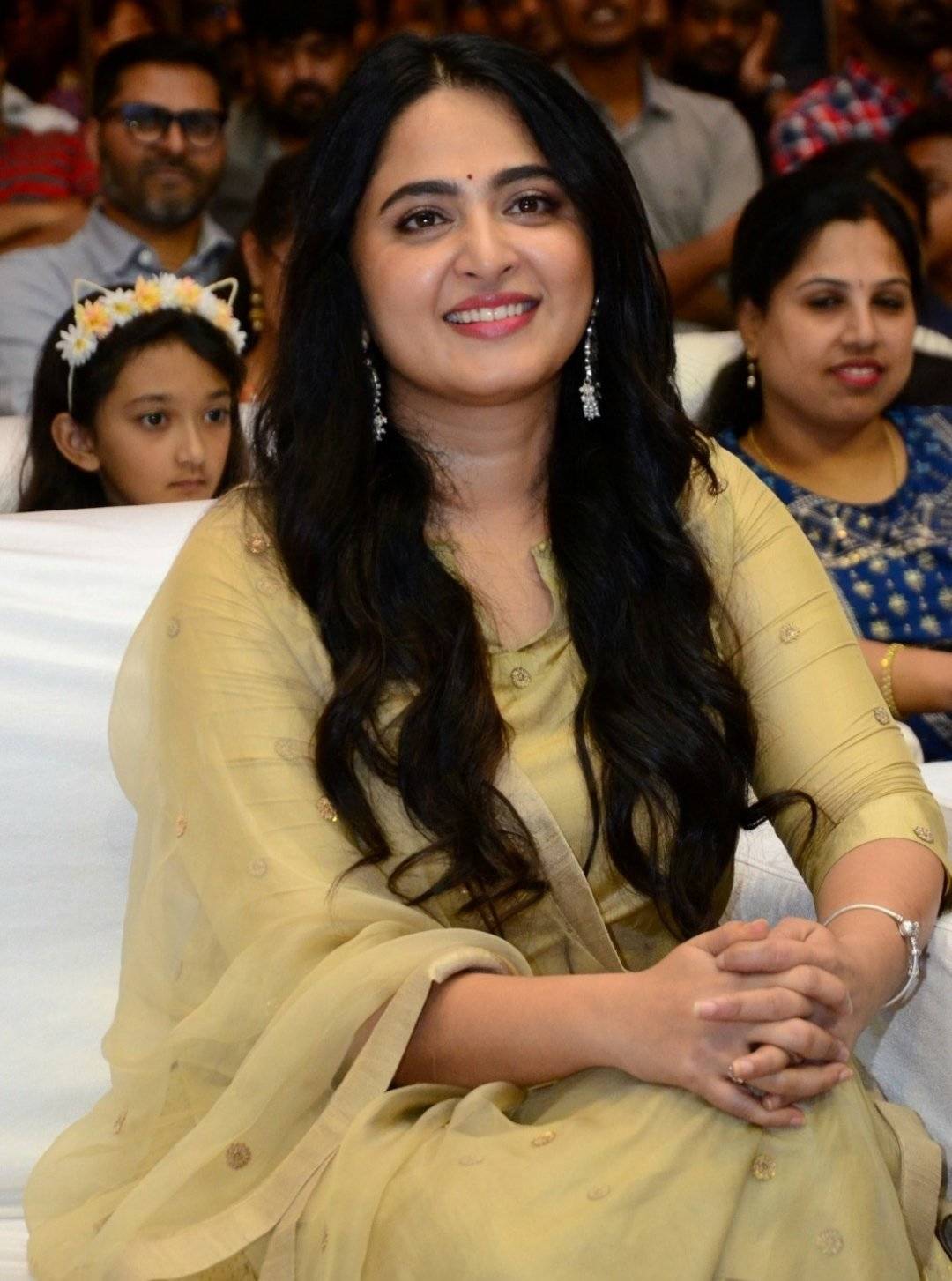 Parugu' actress Sheela Kaur ties the knot with a businessman. Telugu Movie News of India