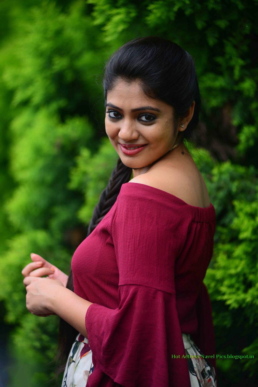 Veena Nandakumar Wallpapers - Wallpaper Cave