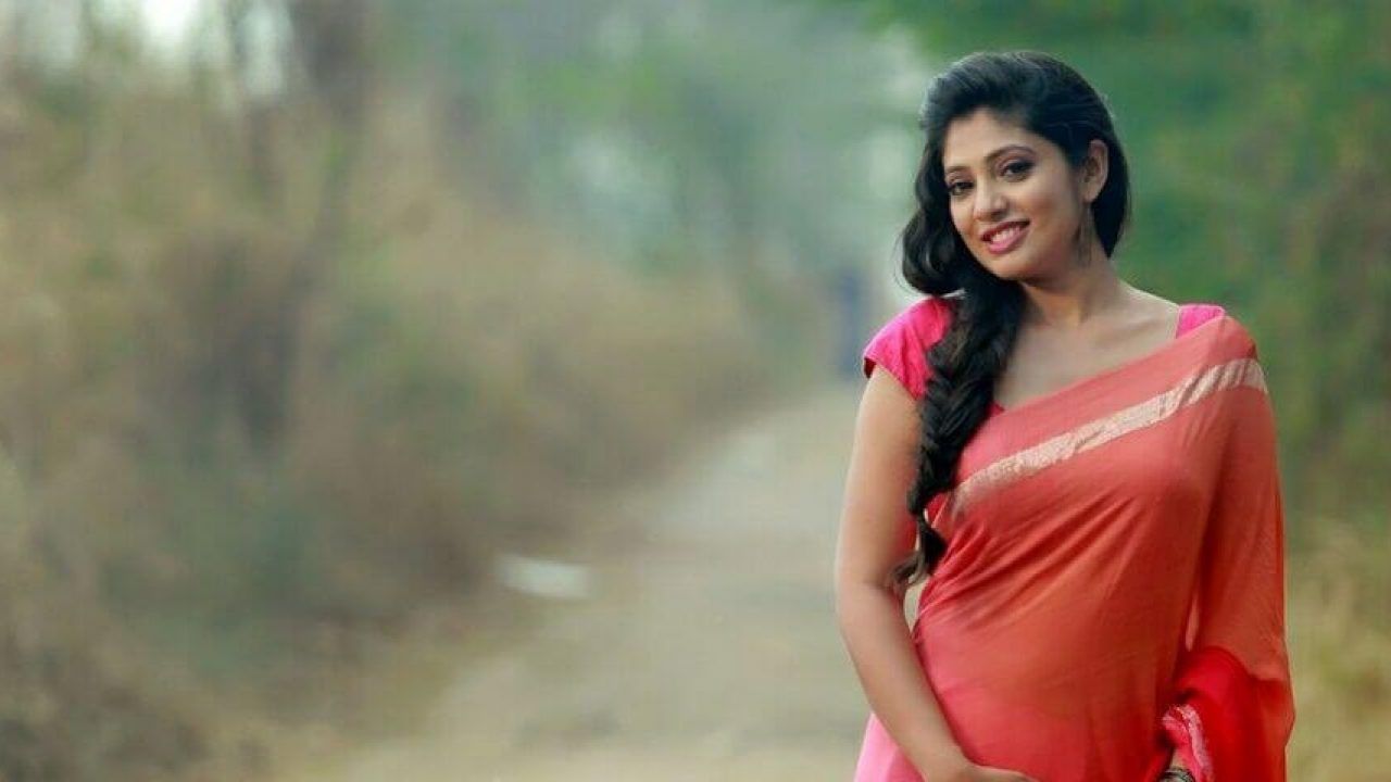 Veena Nandakumar Wiki, Biography, Age, Movies, Image & more