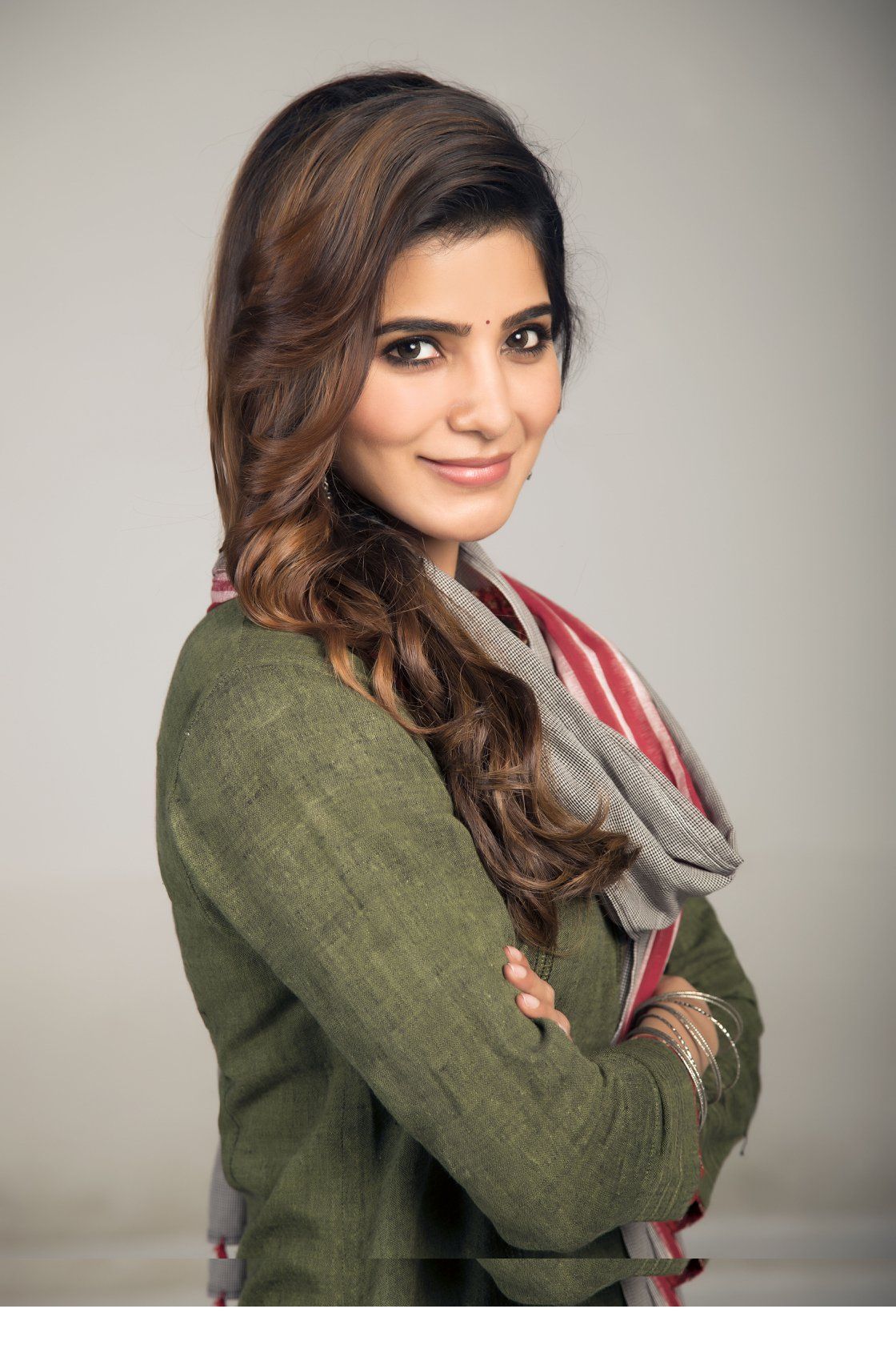 Samantha Hot In Irumbu Thirai