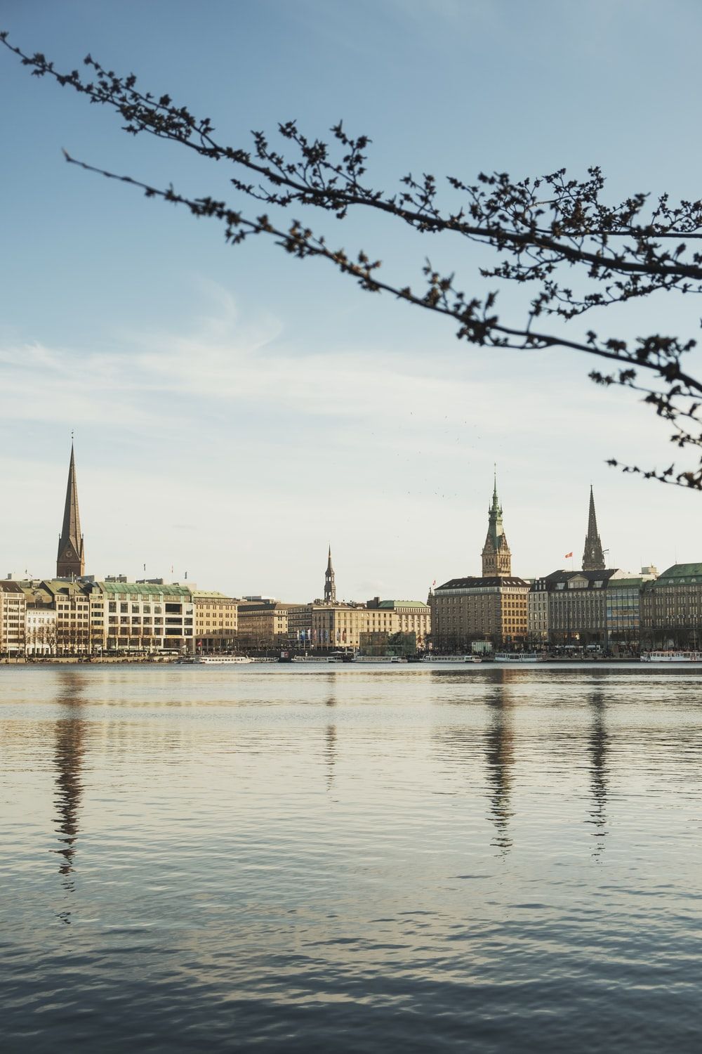 Hamburg Picture [Scenic Travel Photo]. Download Free Image