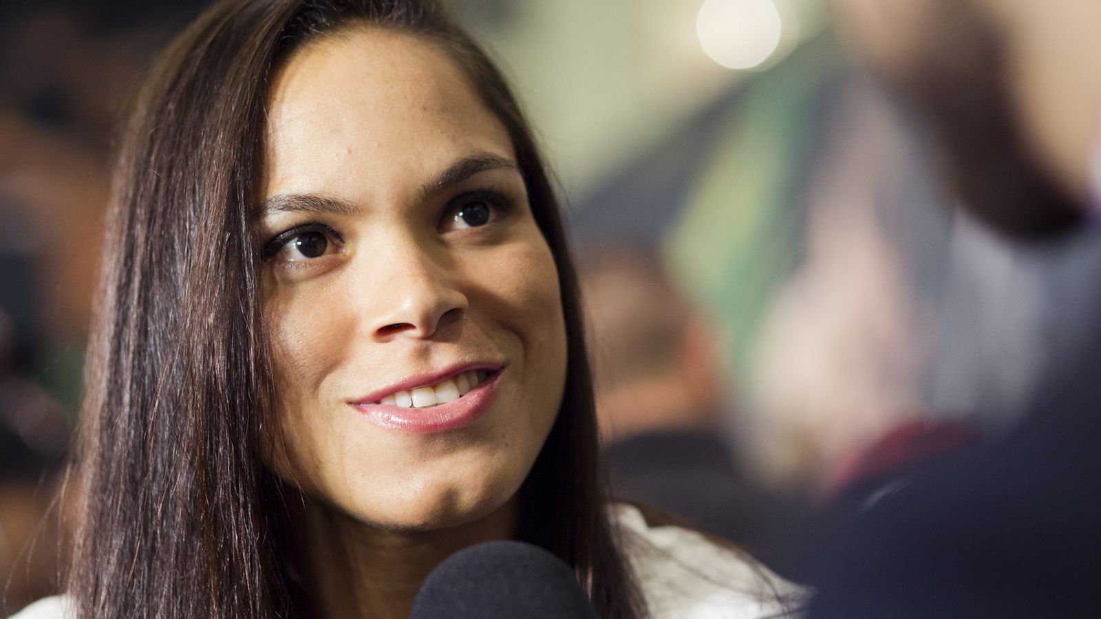 Amanda Nunes Wallpaper Image Photo Picture Background