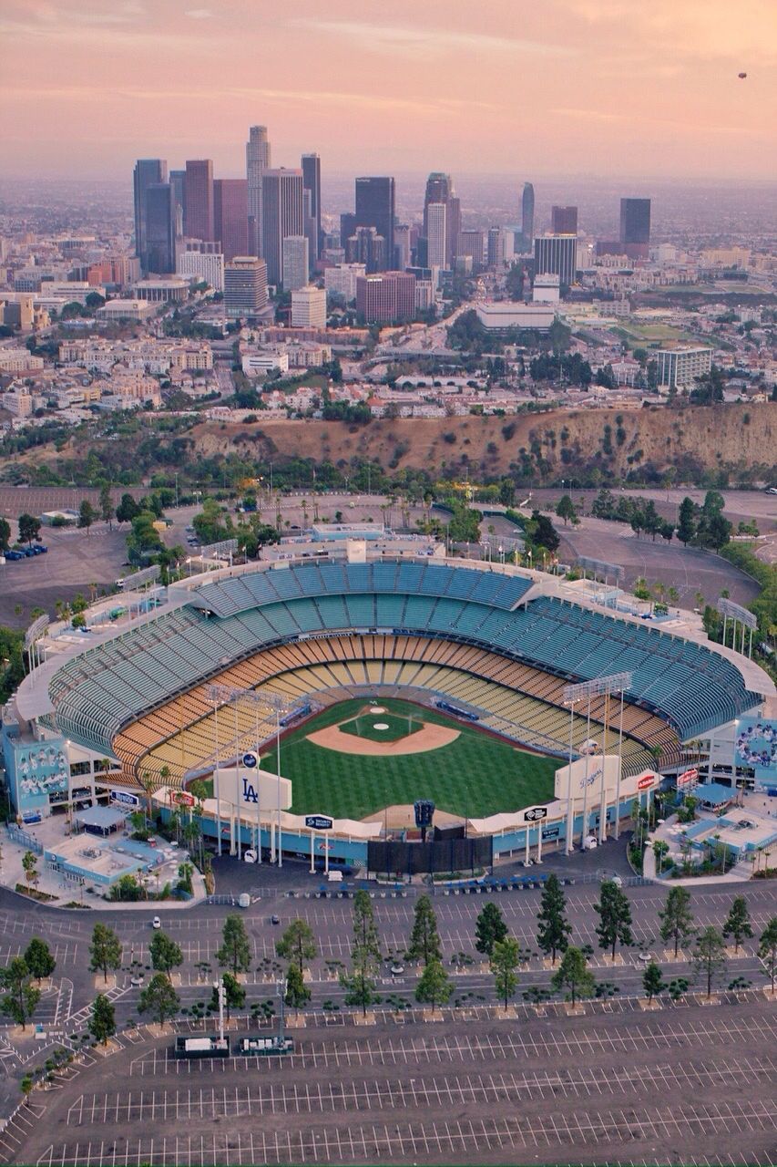 I love this stadium. Dodger stadium in Los Angeles. Los angeles dodgers stadium, Mlb stadiums, Baseball wallpaper