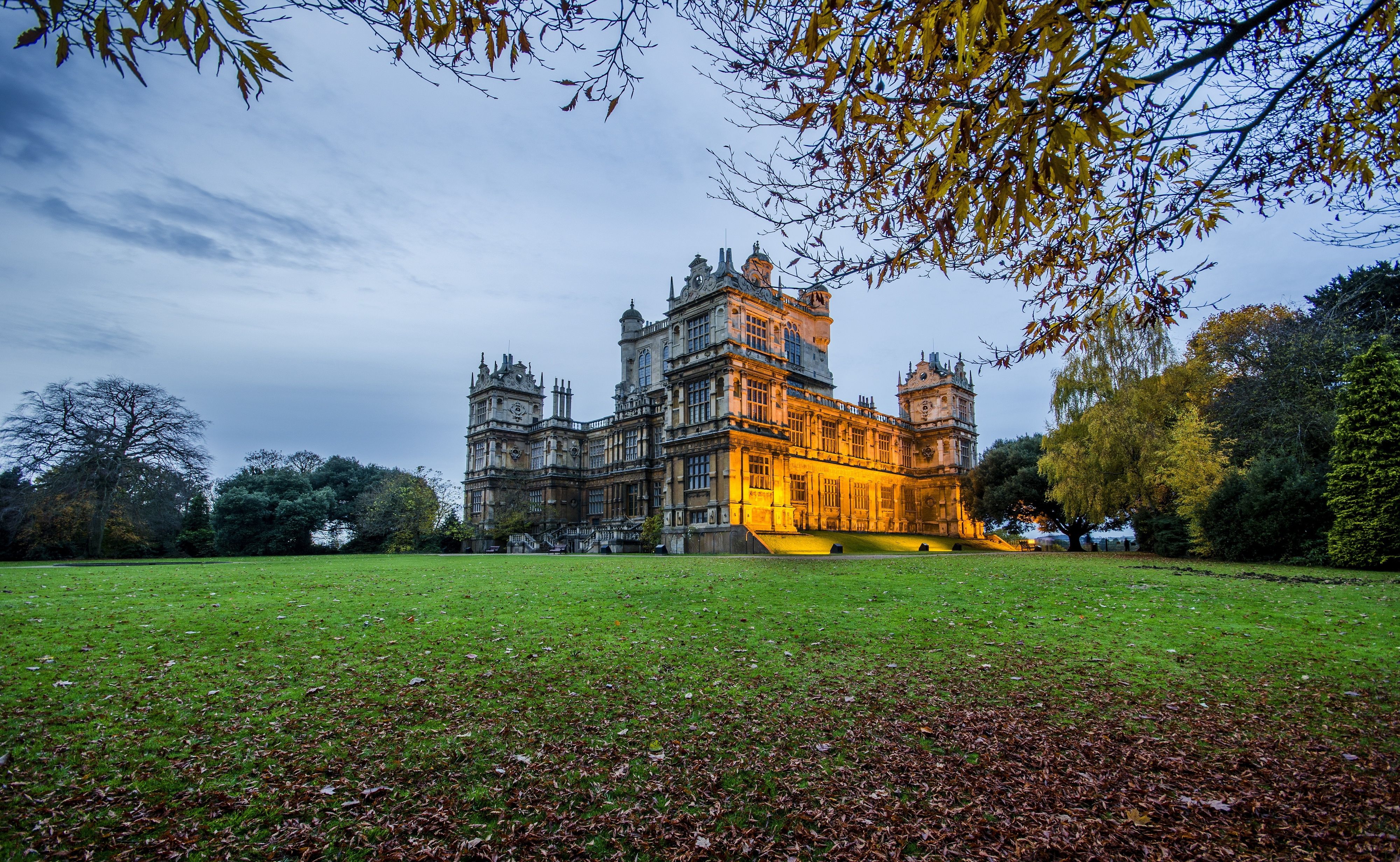 Download Wallpaper castle uk wollaton hall nottingham, 4000x Castle Wollaton Hall, Nottingham, UK