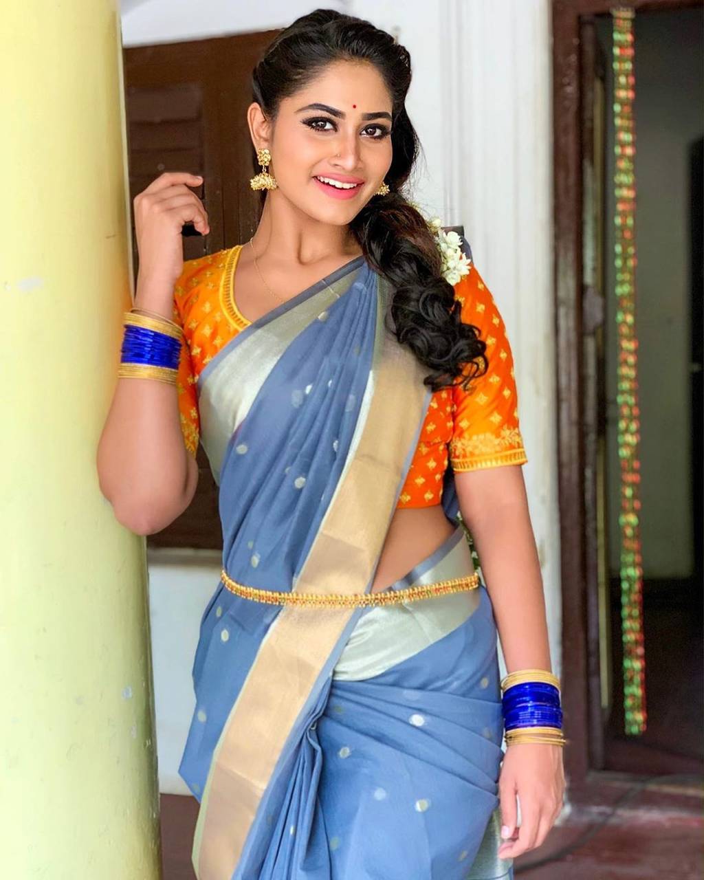 shivani narayanan wallpaper