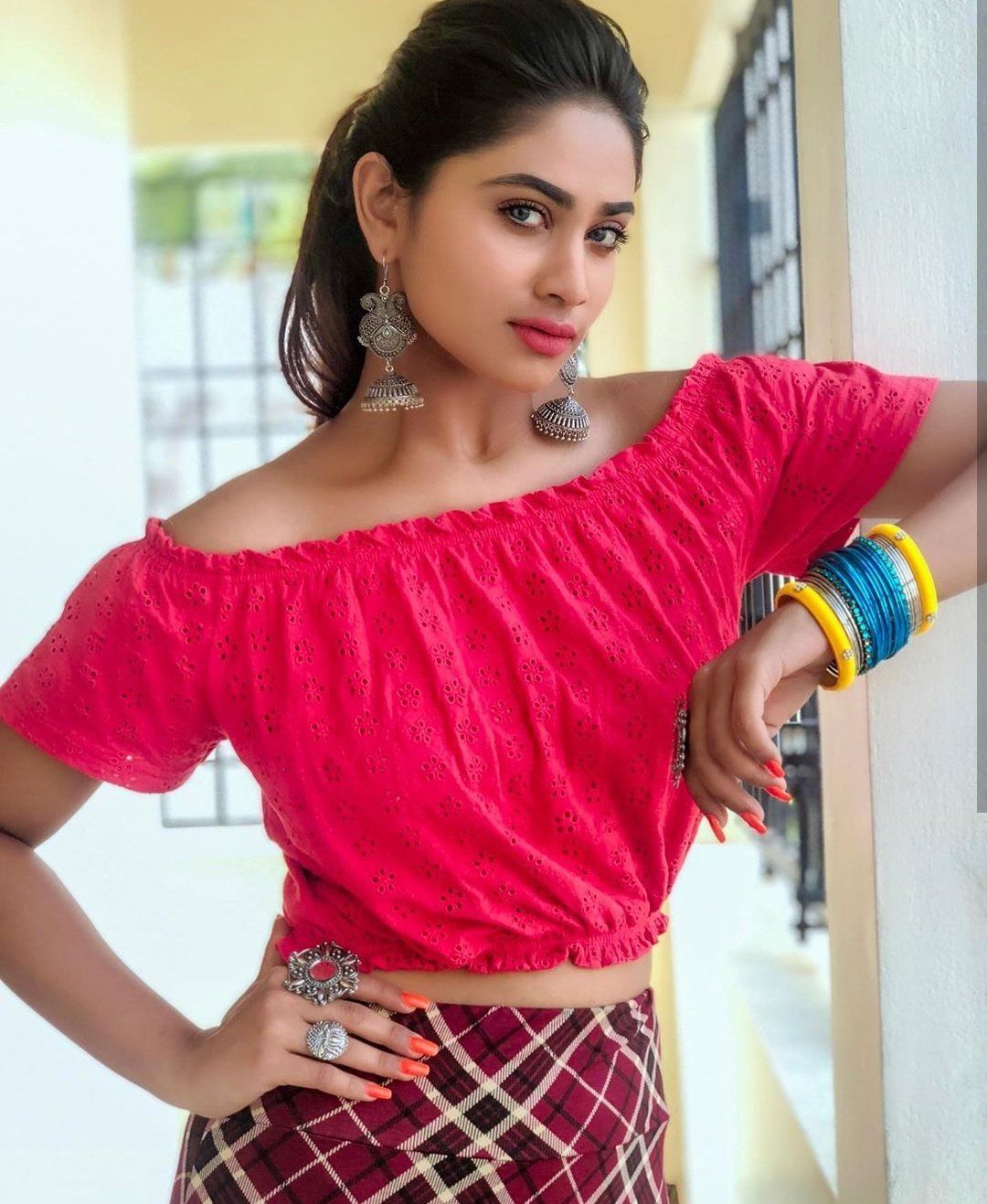 Shivani Narayanan Wallpaper