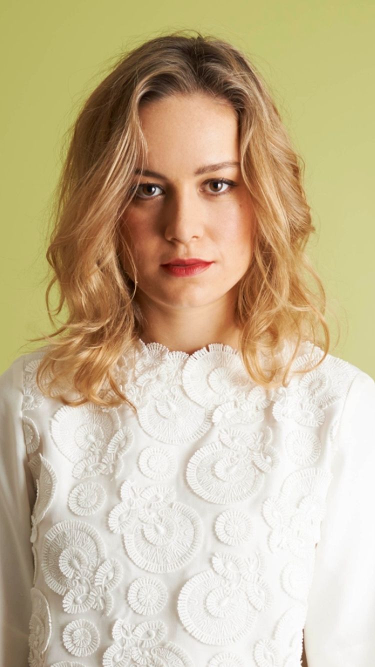 Brie Larson Marvel Actress iPhone 6, iPhone 6S, iPhone 7 Wallpaper, HD Celebrities 4K Wallpaper, Image, Photo and Background