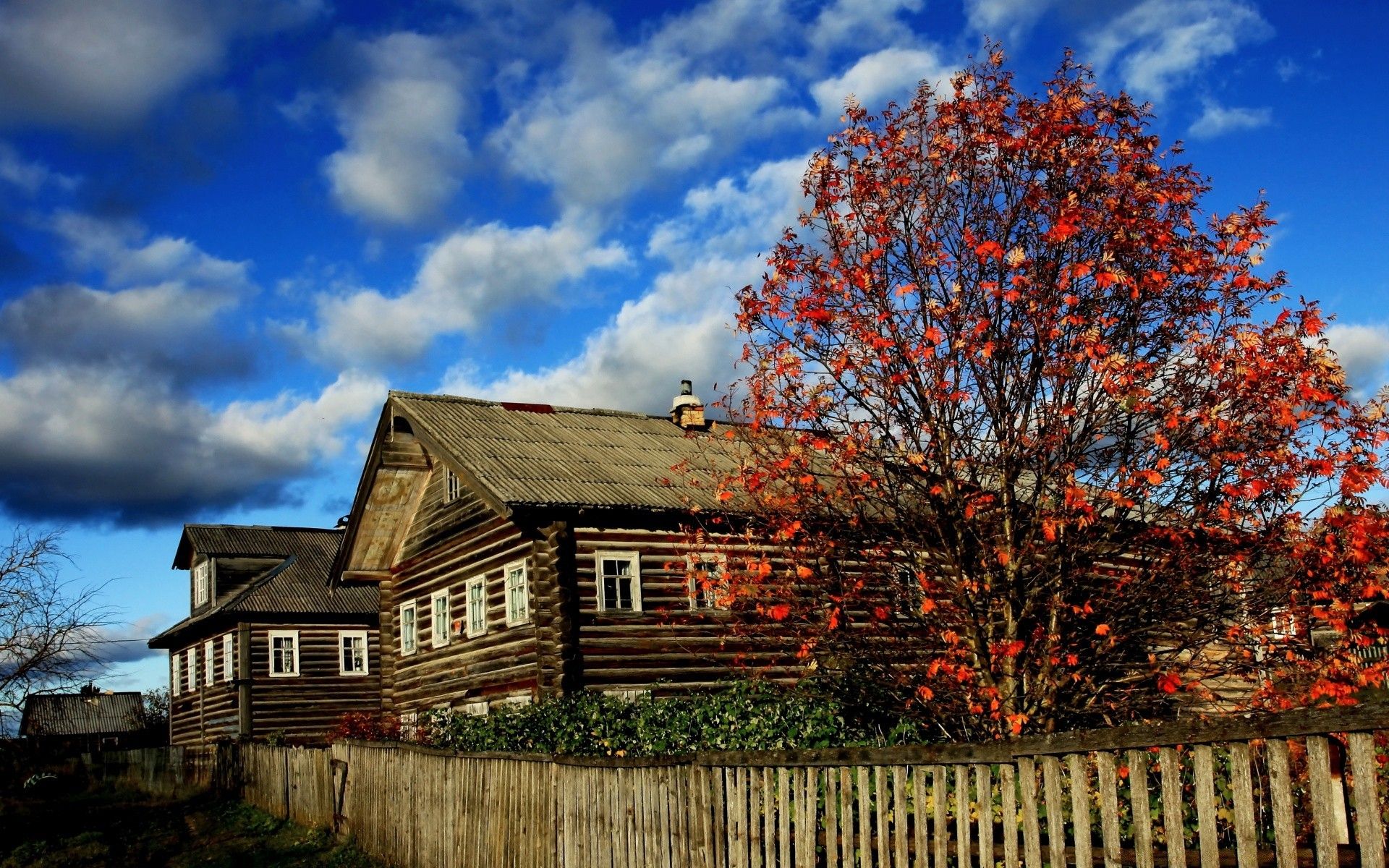 Wooden Houses, Autumn