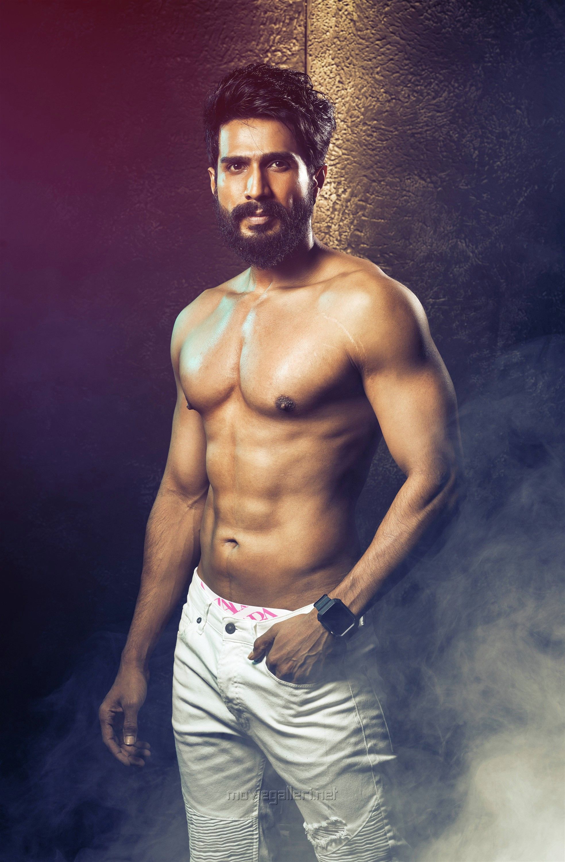 Actor Vishnu Vishal 6 Pack Body Photo HD. New Movie Posters