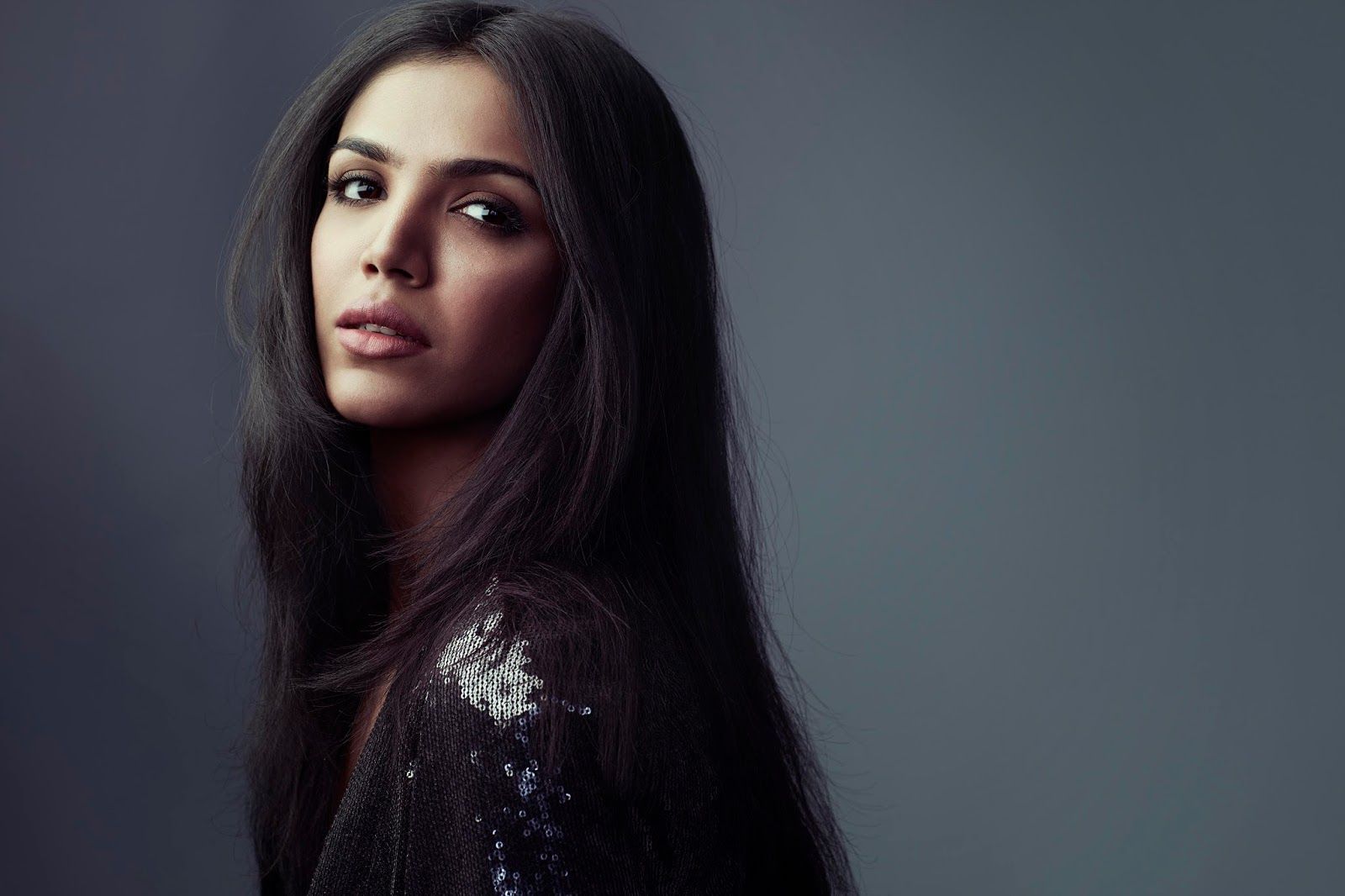 Top Best Actress Shriya Pilgaonkar Latest Image And photo Collections