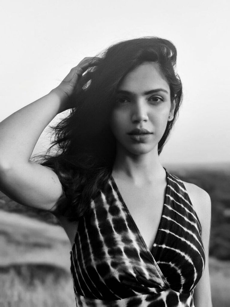 Shriya Pilgaonkar Hot Photohoot And Image Collections