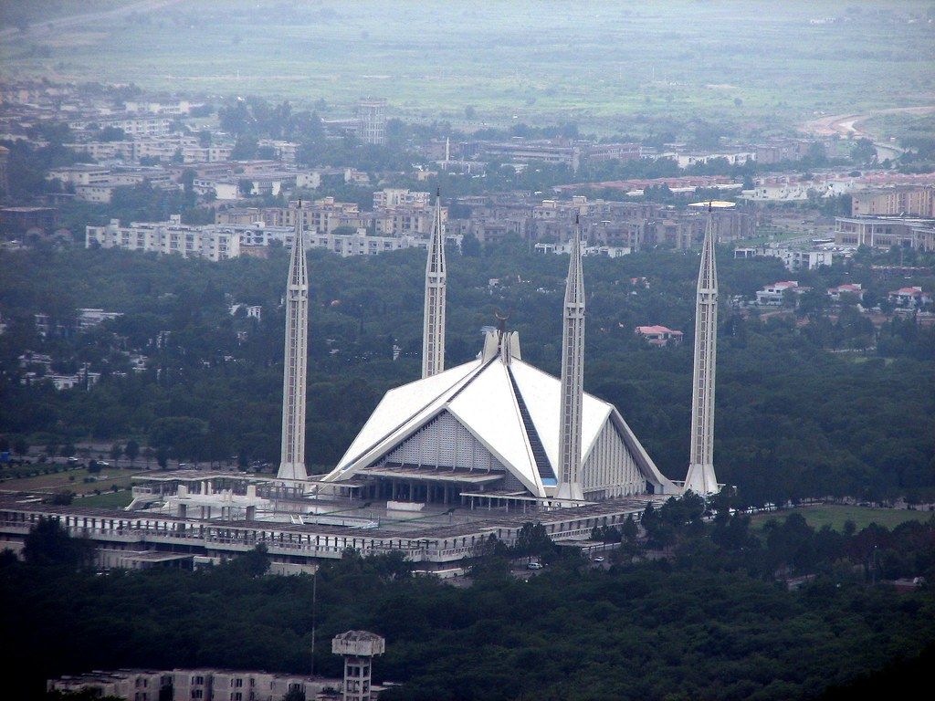 Faisal Mosque, Islamabad. The shah Faisal Mosque is the lar