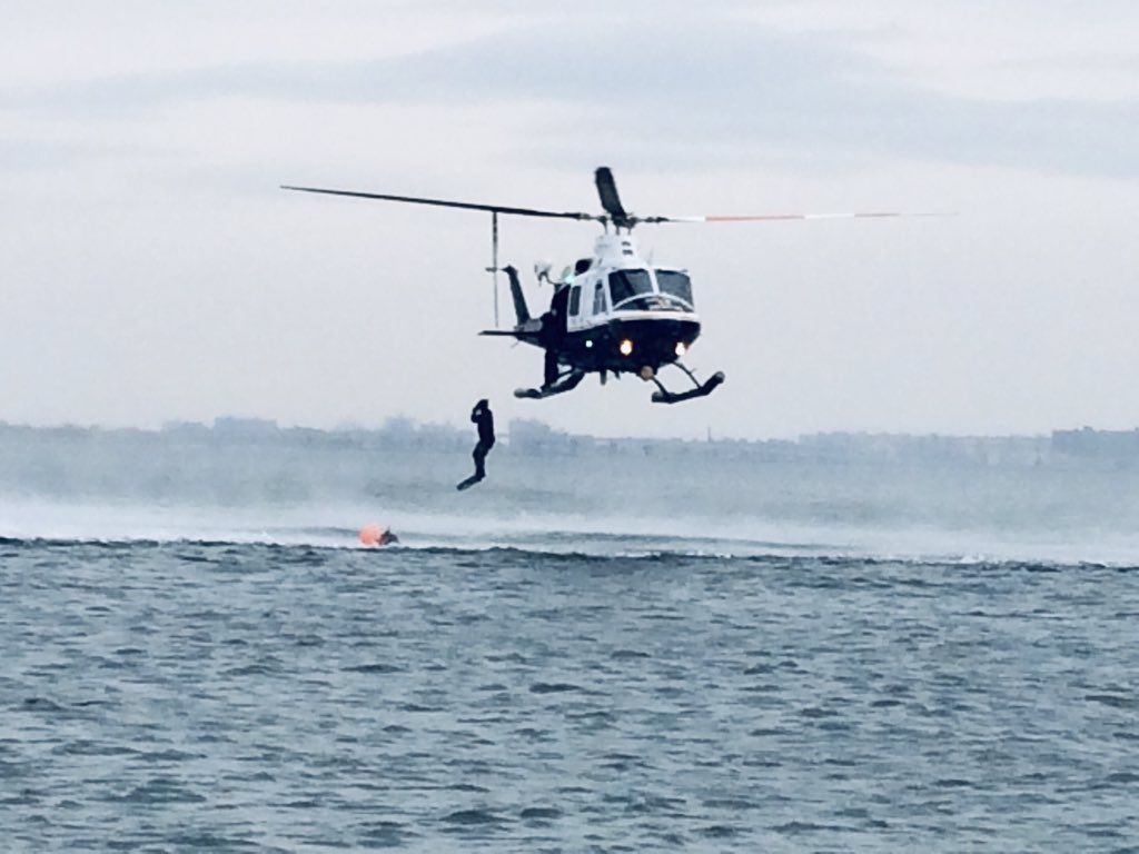 NYPD Special Ops water is fine jump right in! Despite the cold temperatures the highly trained members from #NYPD #SCUBA & Aviation continue to train to stay prepared. The