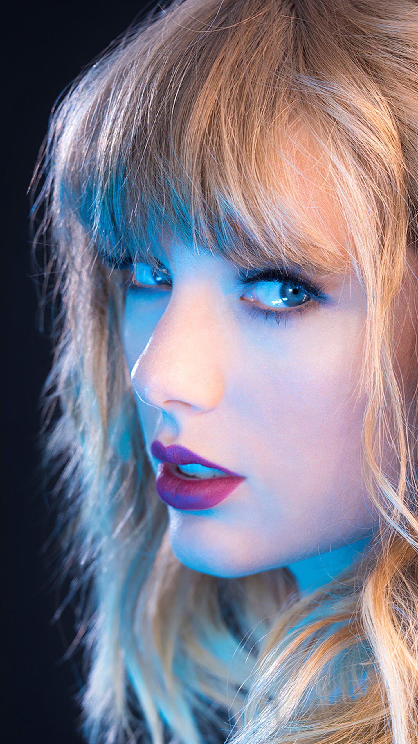 Beautiful Taylor Swift Blue Neon 4K Ultra HD Mobile Wallpaper. Taylor swift photohoot, Beautiful taylor swift, Taylor swift