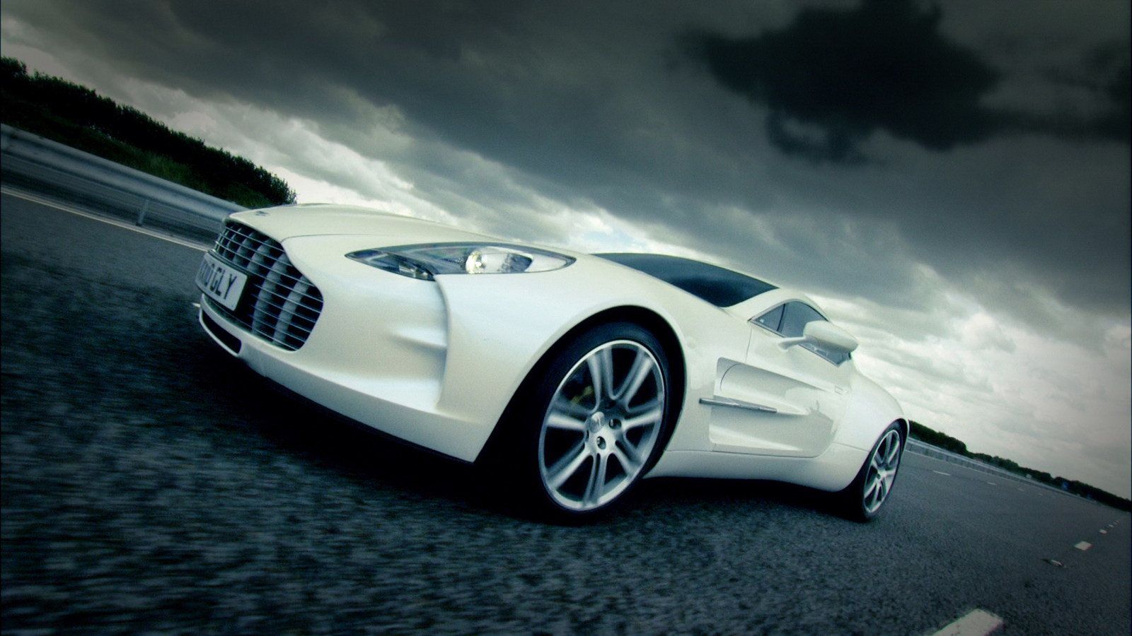 Aston Martin One 77 To Produce 750hp Picture, Photo, Wallpaper And Video