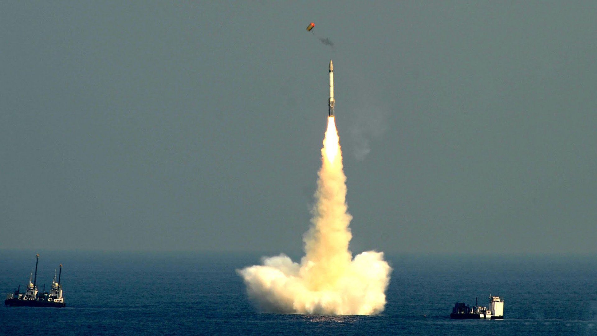 Indian Navy's New K4 Nuclear Ballistic Missile Successfully Test Fired From A Nuclear Submarine Today