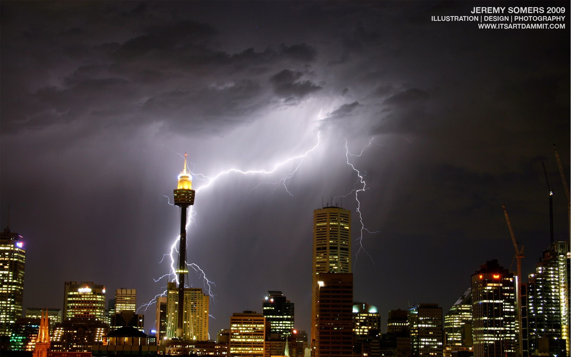 Download Sydney lightning storm wallpaper that won Bing Photo contest. Datas, Natureza, Fotografias