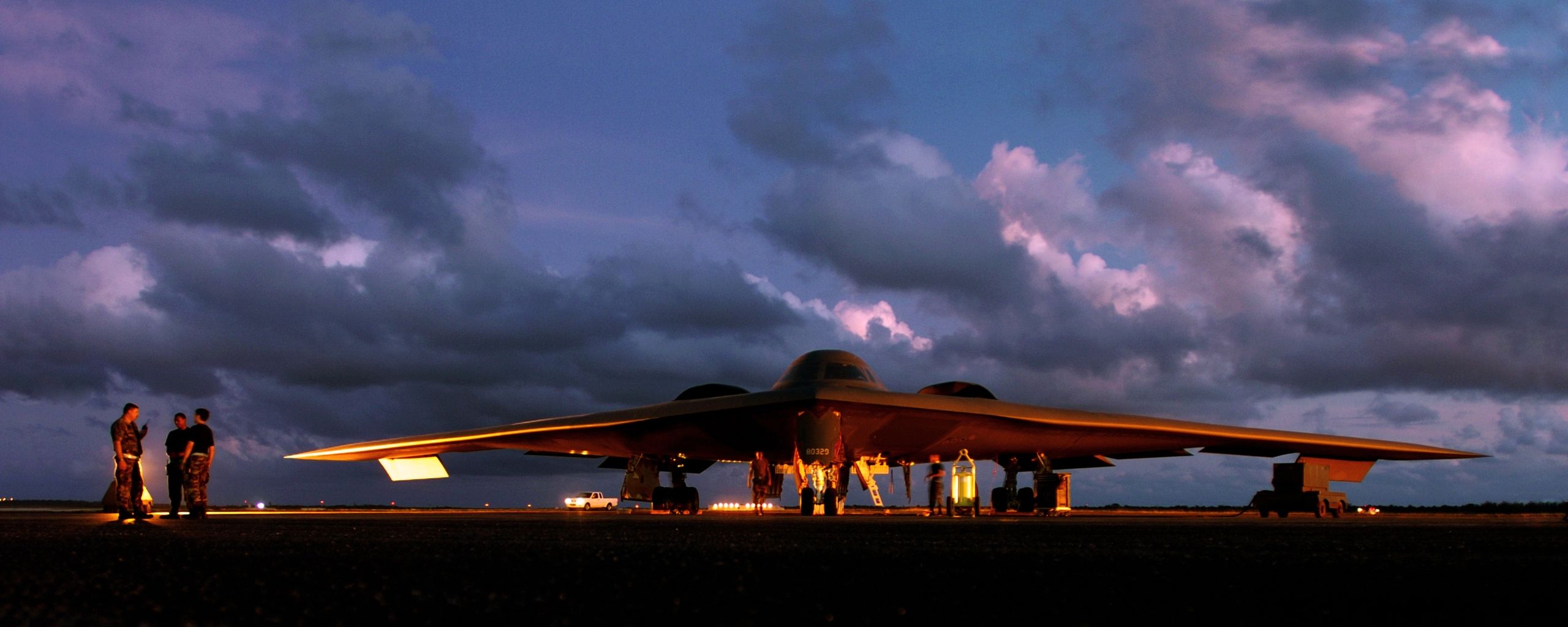 b2 Bomber wallpaperx1024