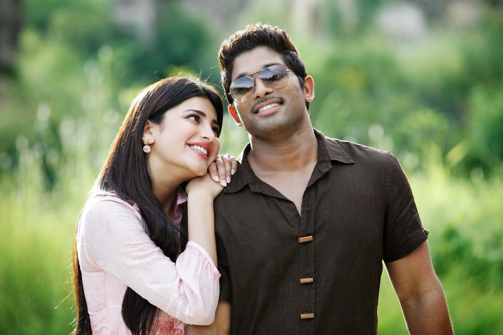 Race Gurram Wallpaper. Race Gurram Wallpaper, PC Master Race Wallpaper and Race Car Wallpaper