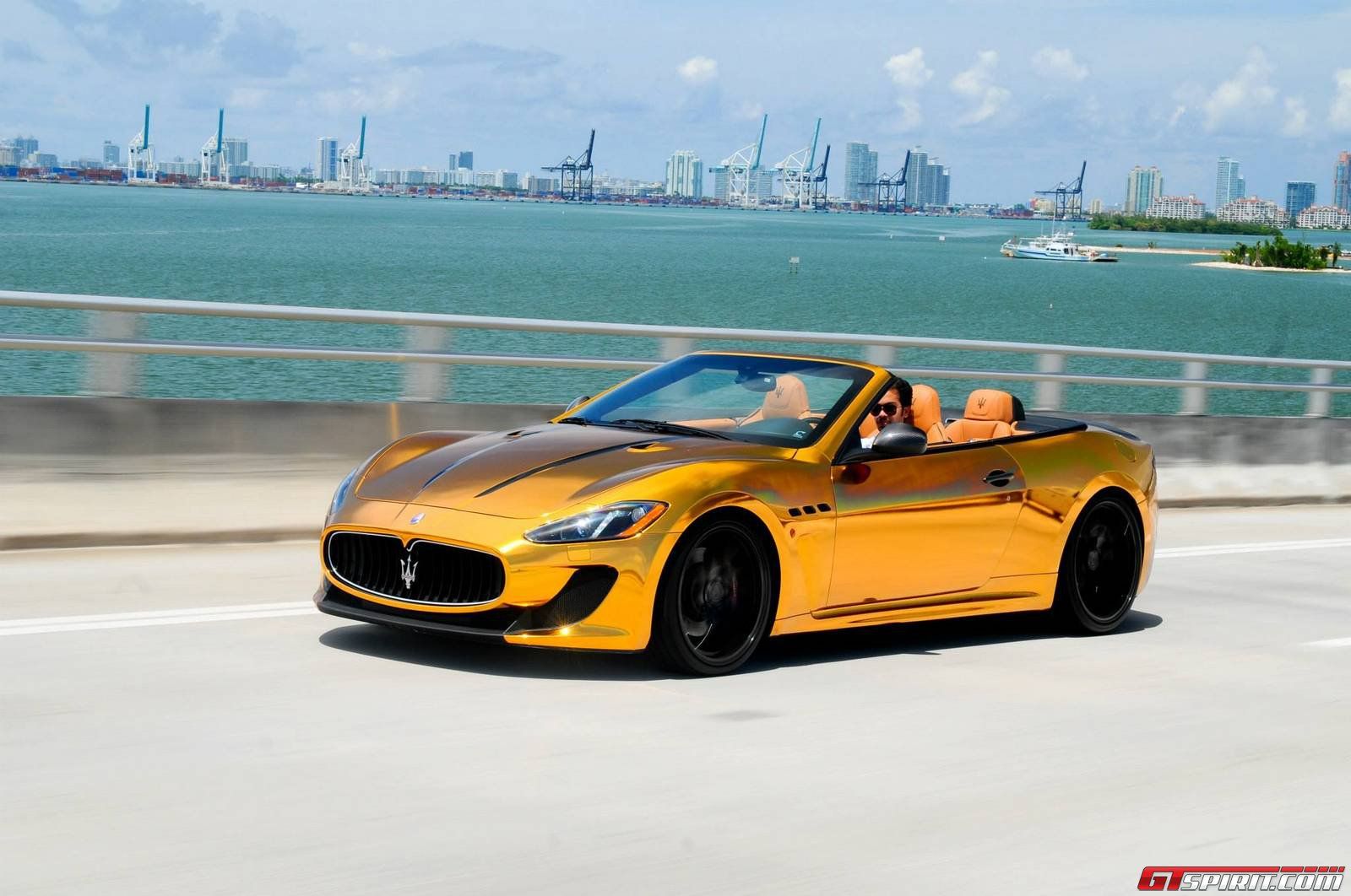 Maserati Grancabrio Photo