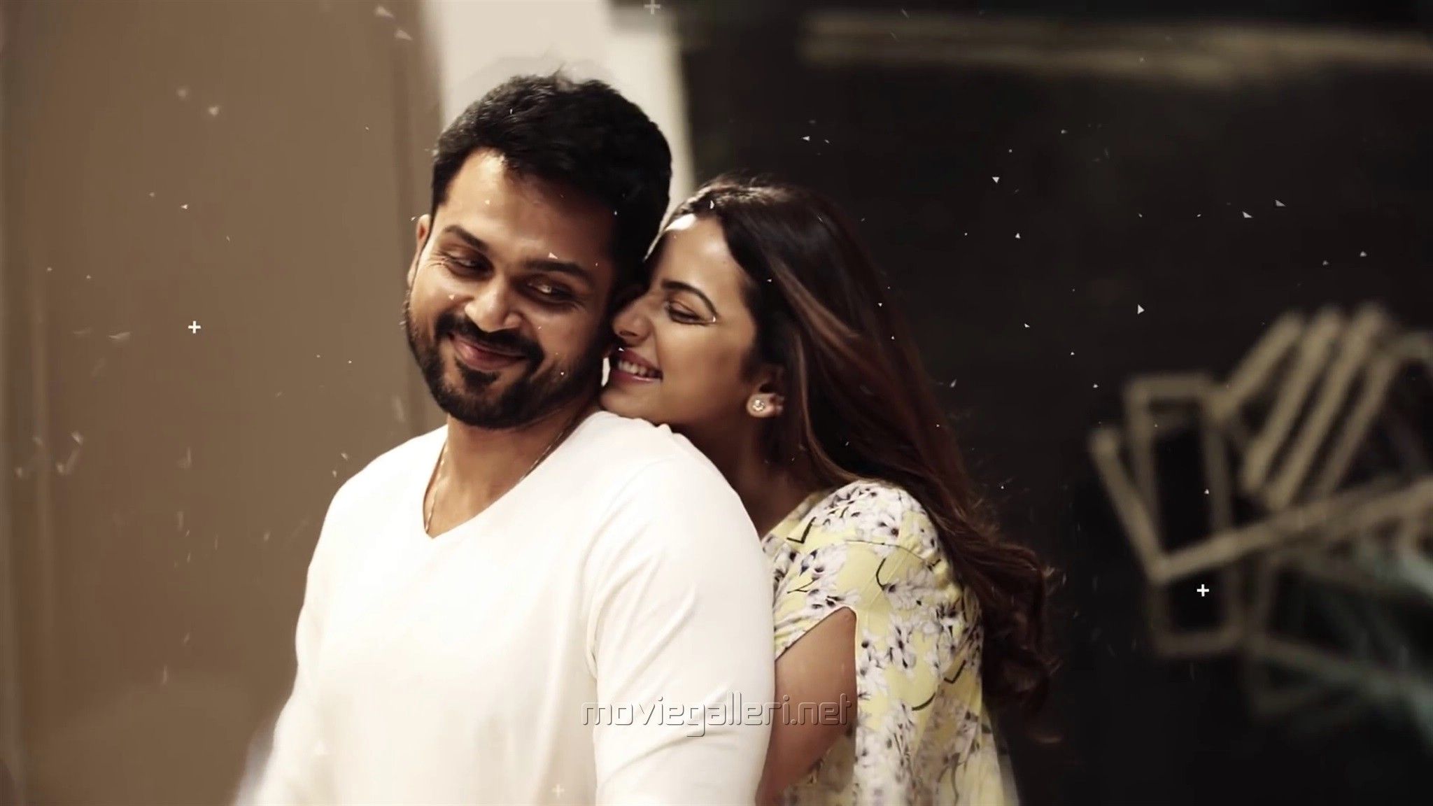 Dev Movie HD Image. Karthi. Rakul Preet. New Movie Posters