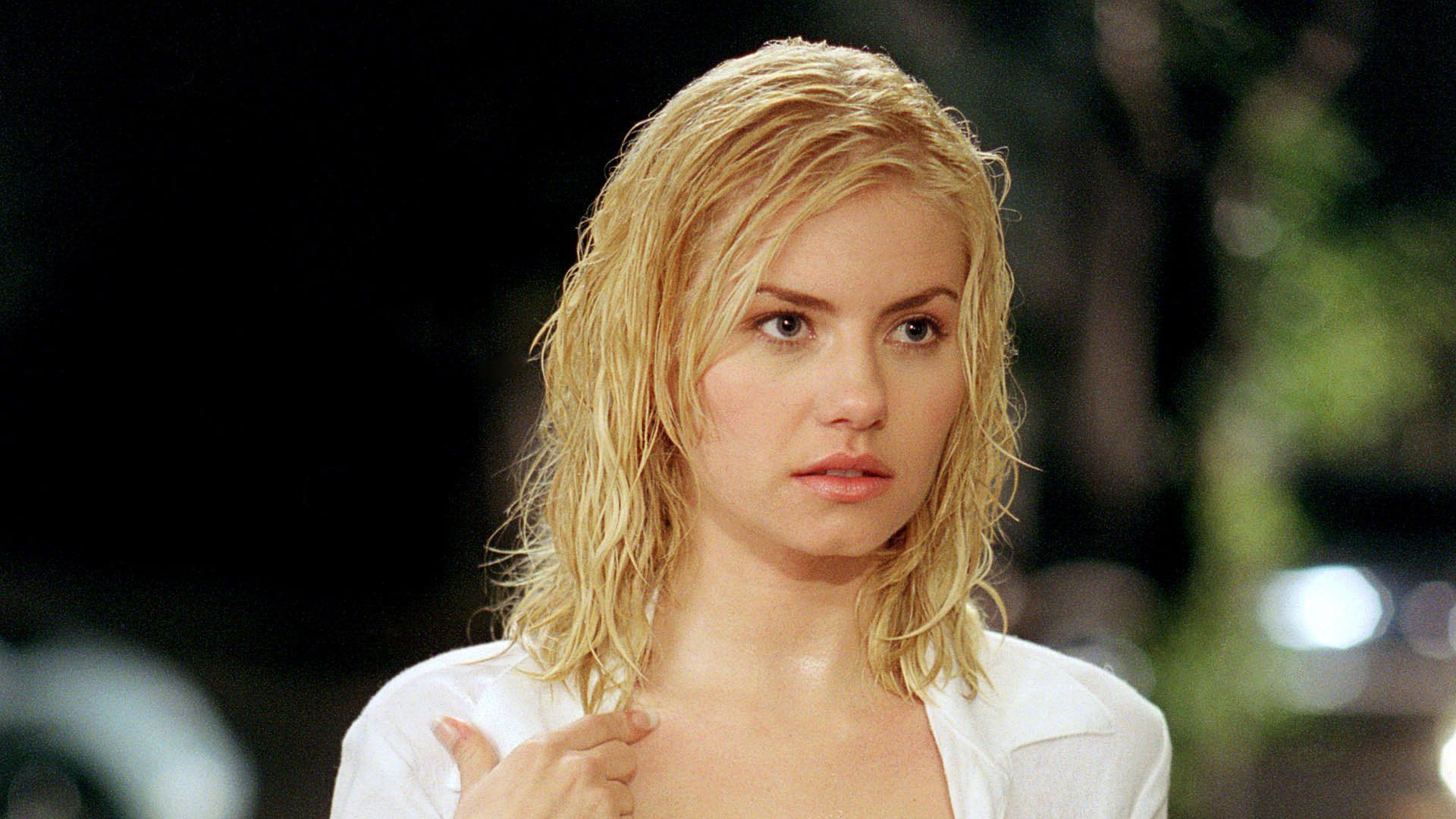 Elisha Cuthbert Girl Next Door Wallpaper