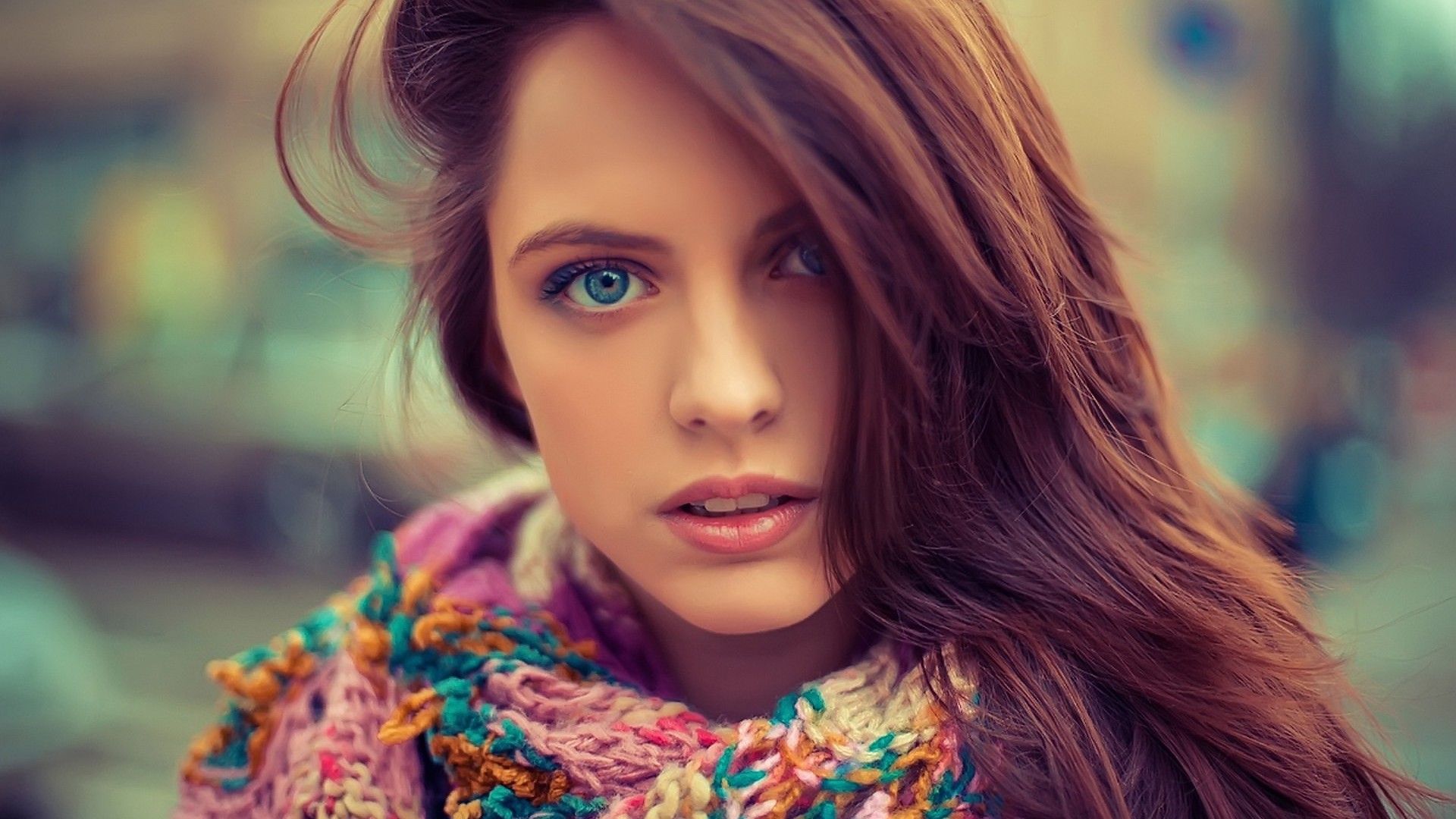 Blue Eyes Girl Wallpaper, Picture