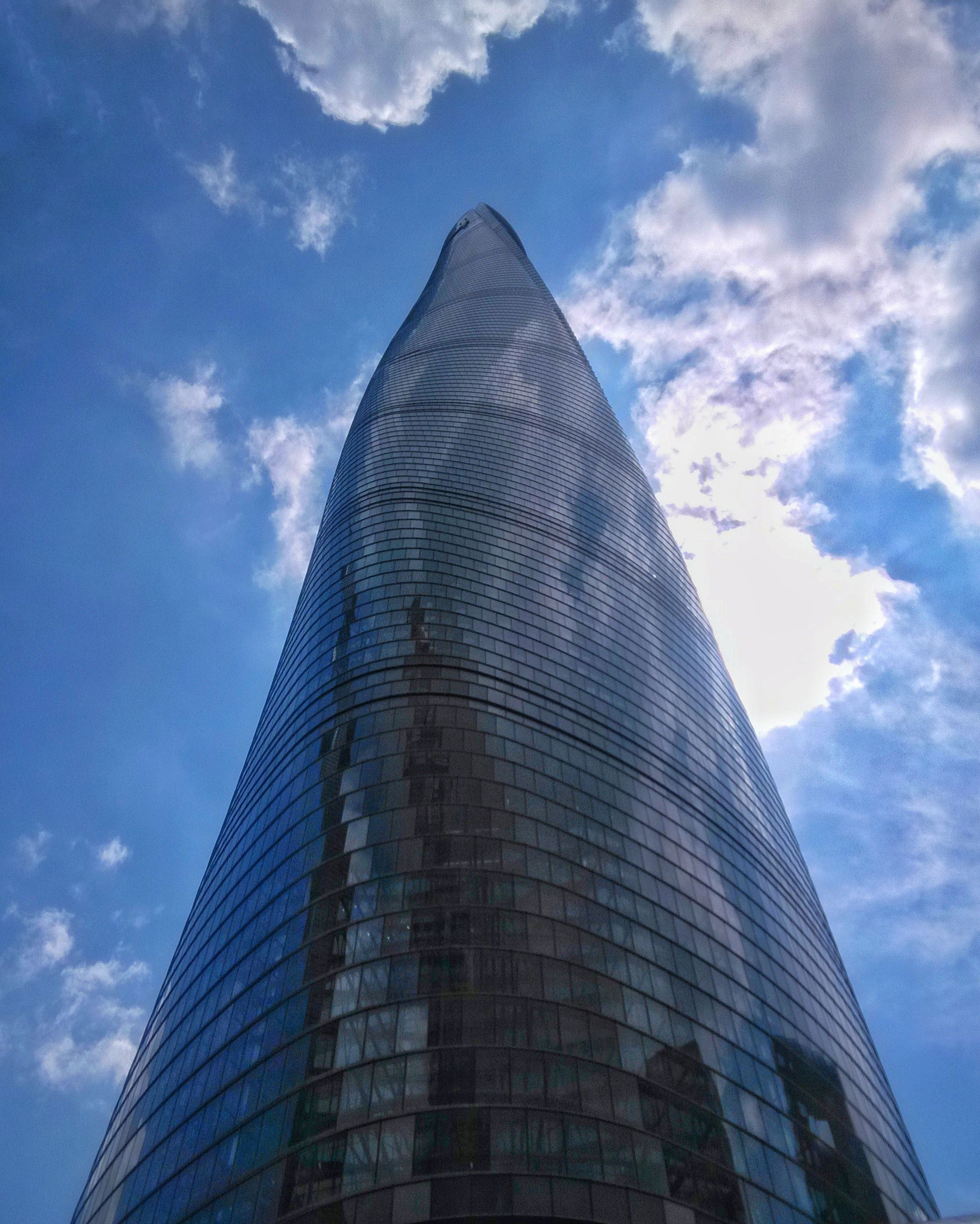 Free of building, optimus prime, shanghai tower