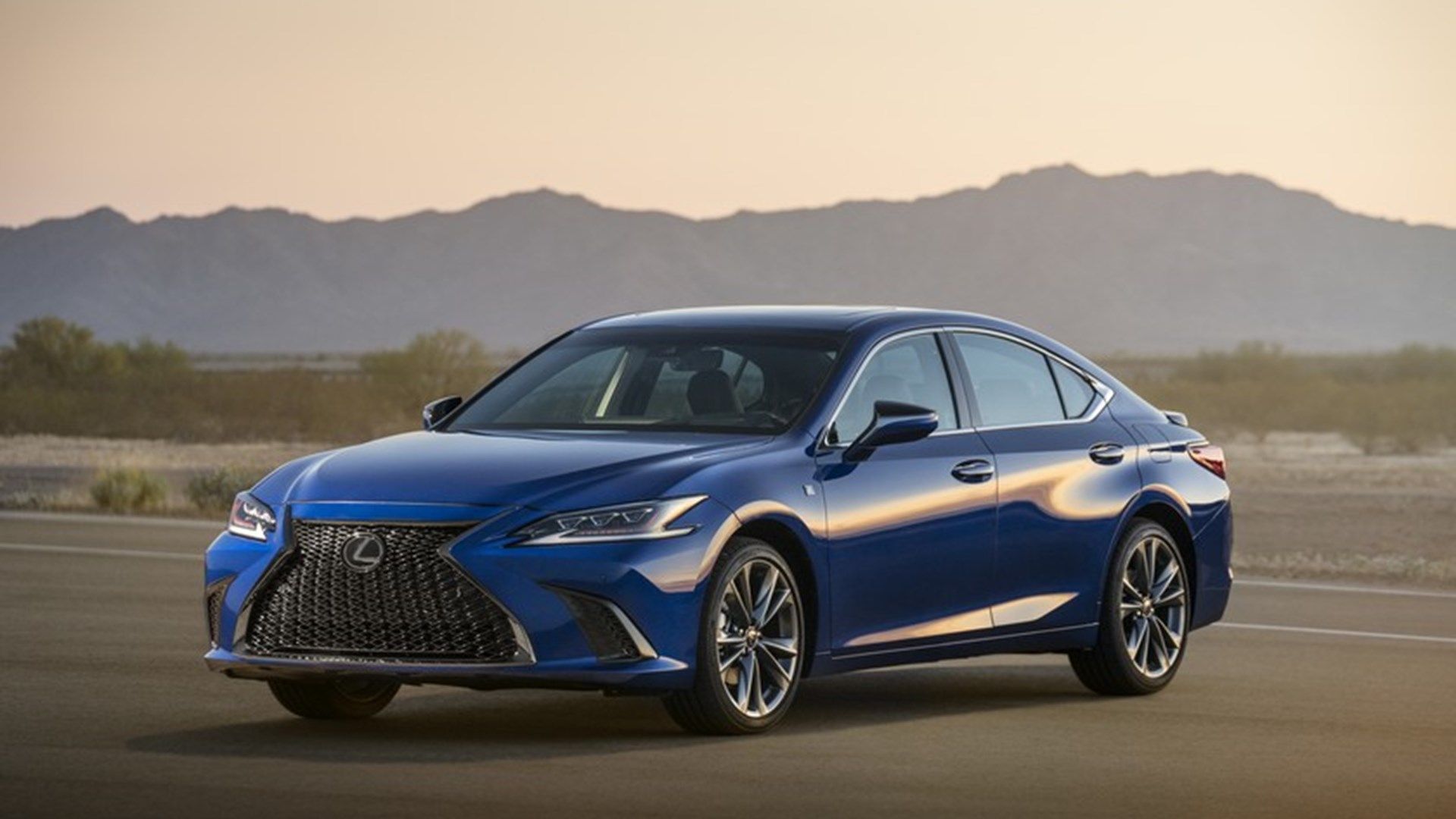 Lexus ES Lineup Gets New 4 Cylinder Engine Model With AWD