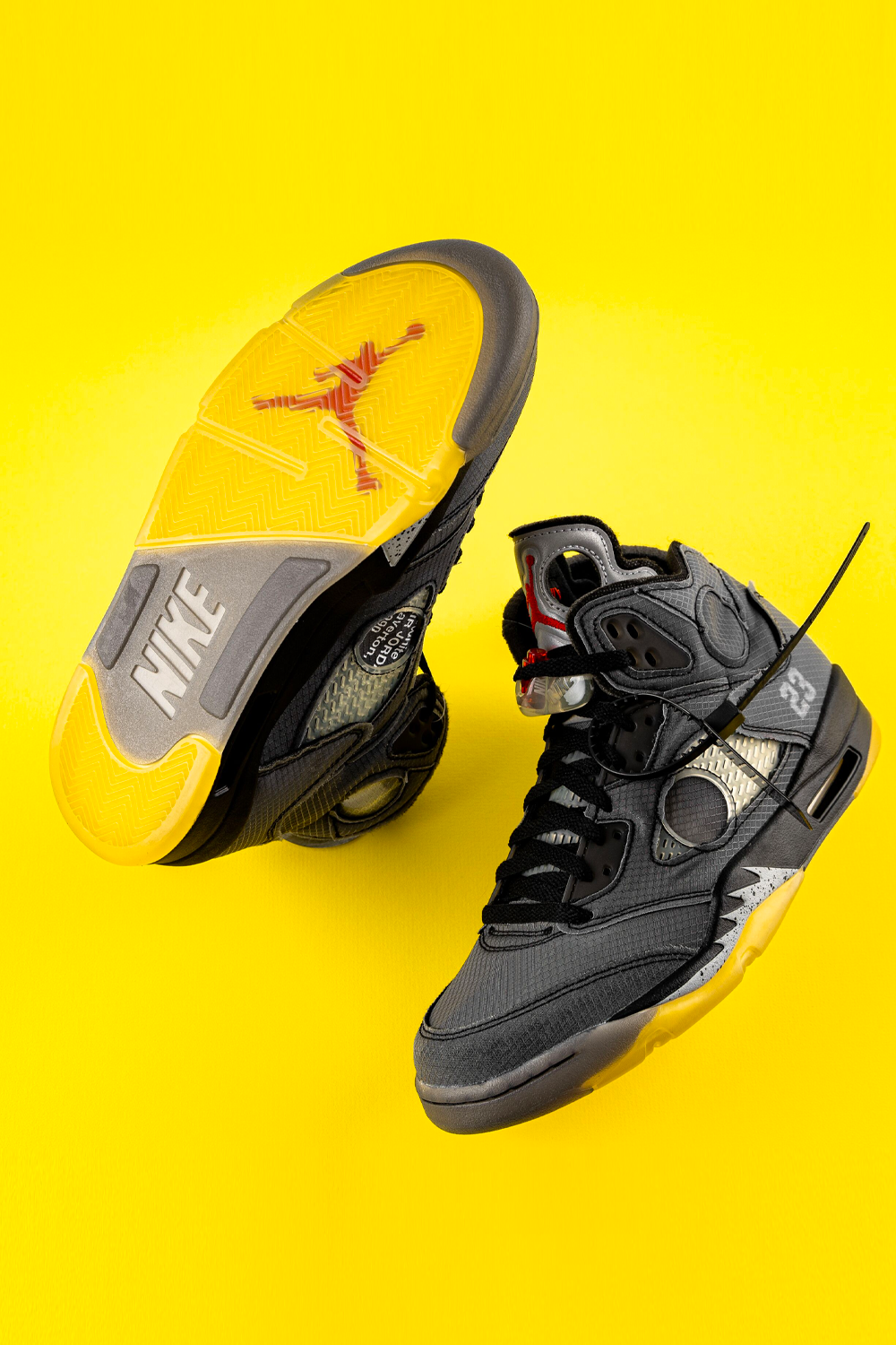 Air Jordan 5 Retro SP Off White 001. Hype Shoes, Sneakers Men Fashion, Sneakers Fashion
