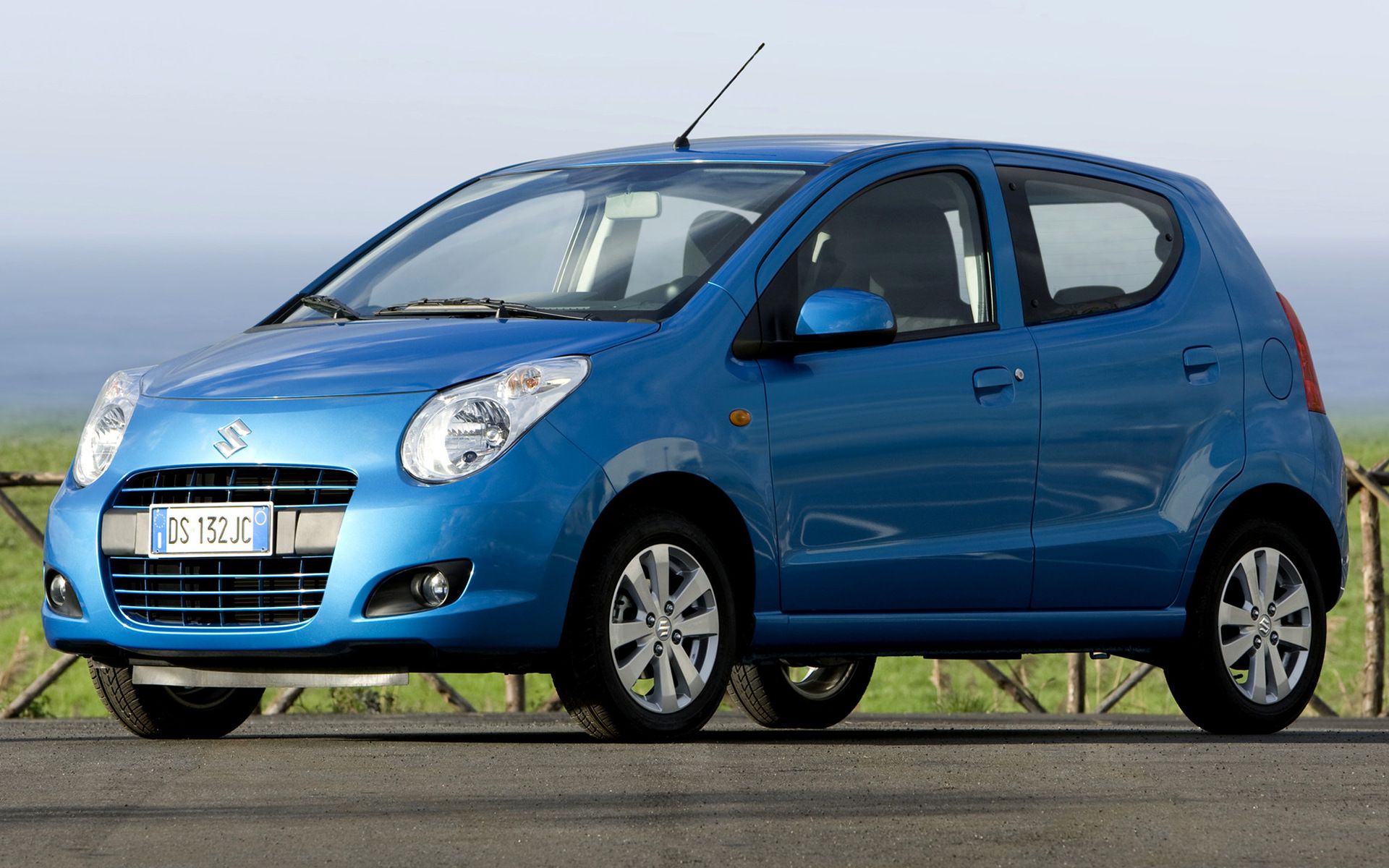 Suzuki Alto and HD Image