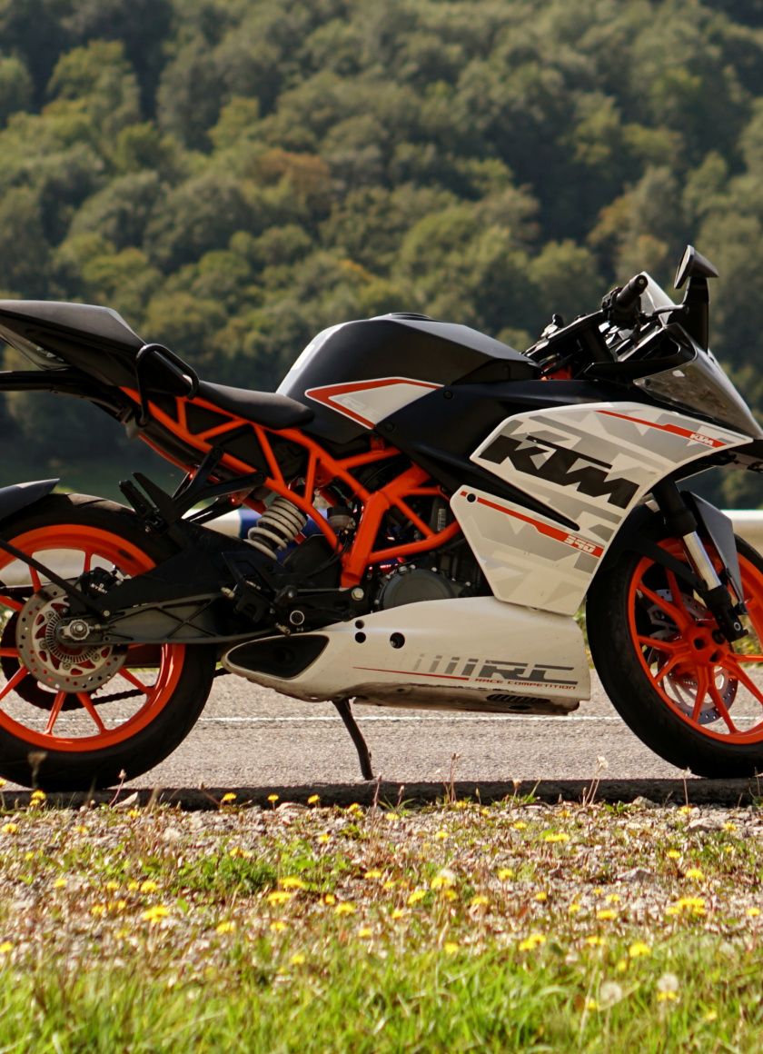 Download Sports bike, KTM RC 390 wallpaper, 840x iPhone iPhone 4S, iPod touch
