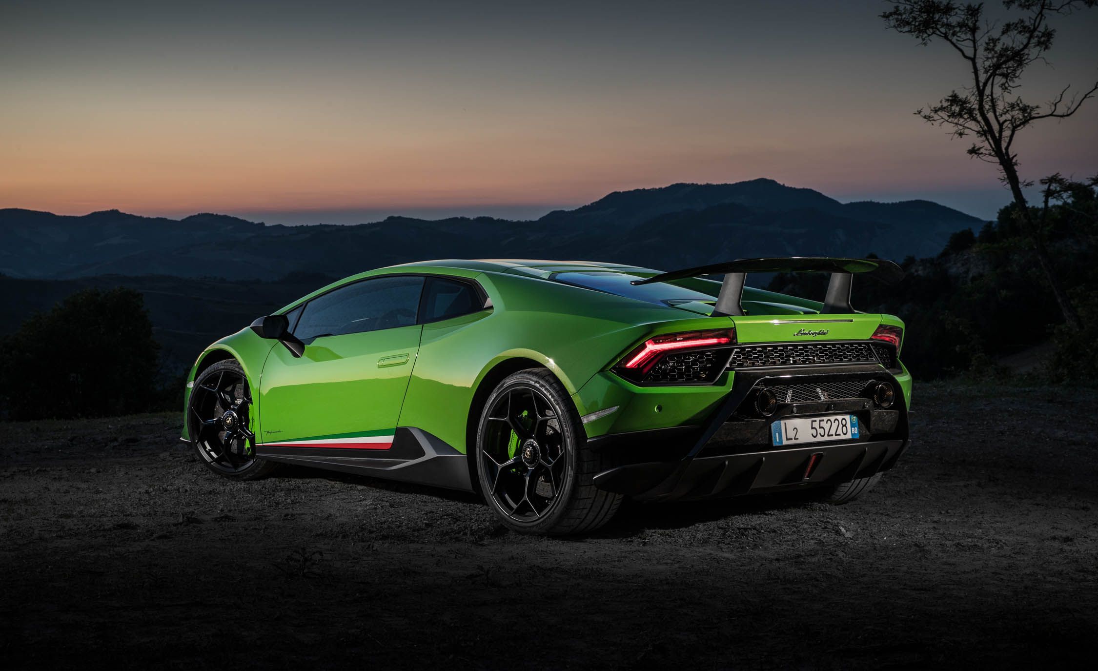 Lamborghini Huracán Performante Rear Wallpaper