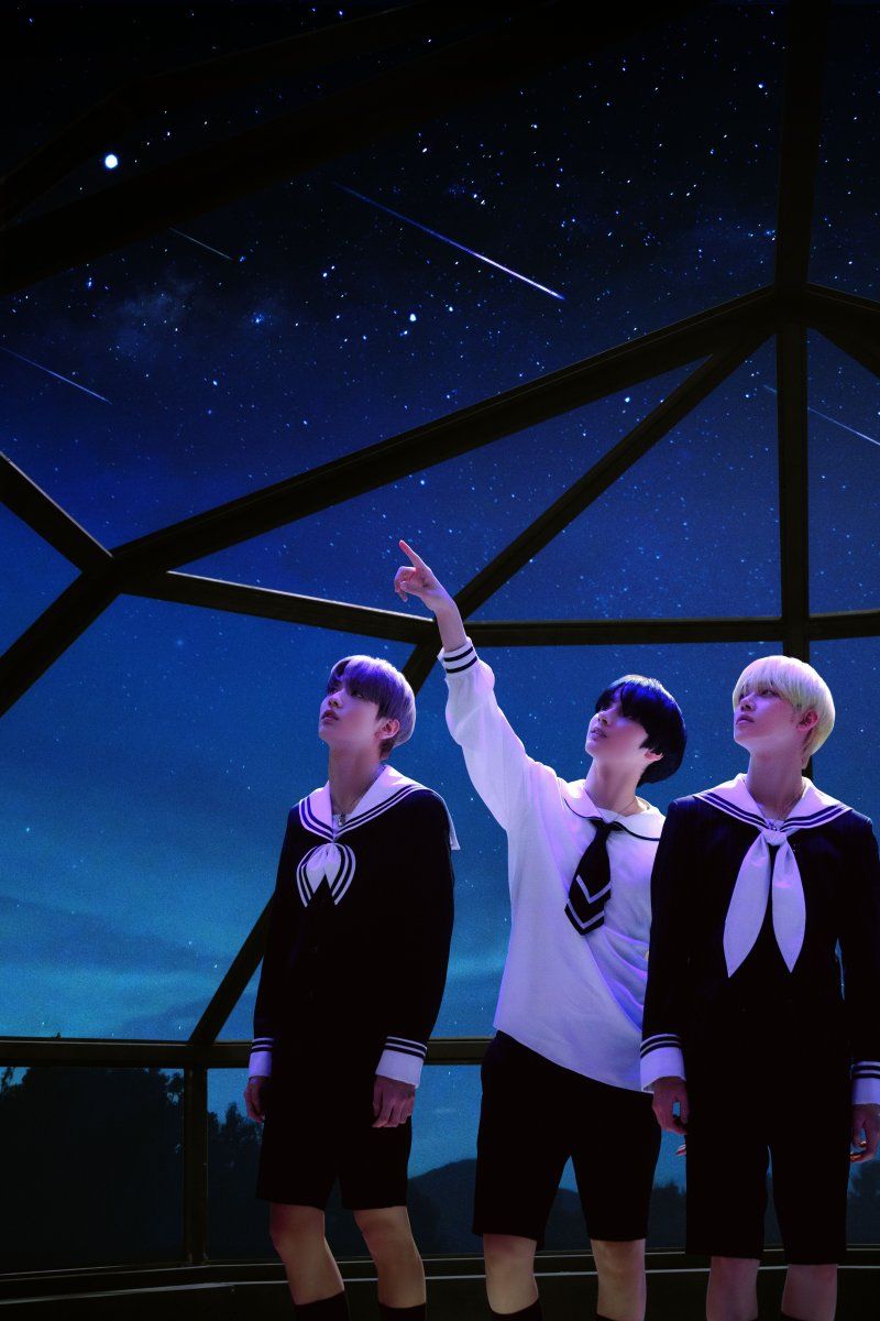 HQ TXT The Dream Chapter: Eternity Concept Photo