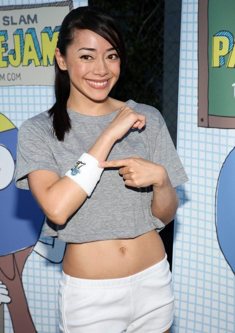 Aimee Garcia Short Shorts Candids At Ping Pong Tournament In Los Angeles