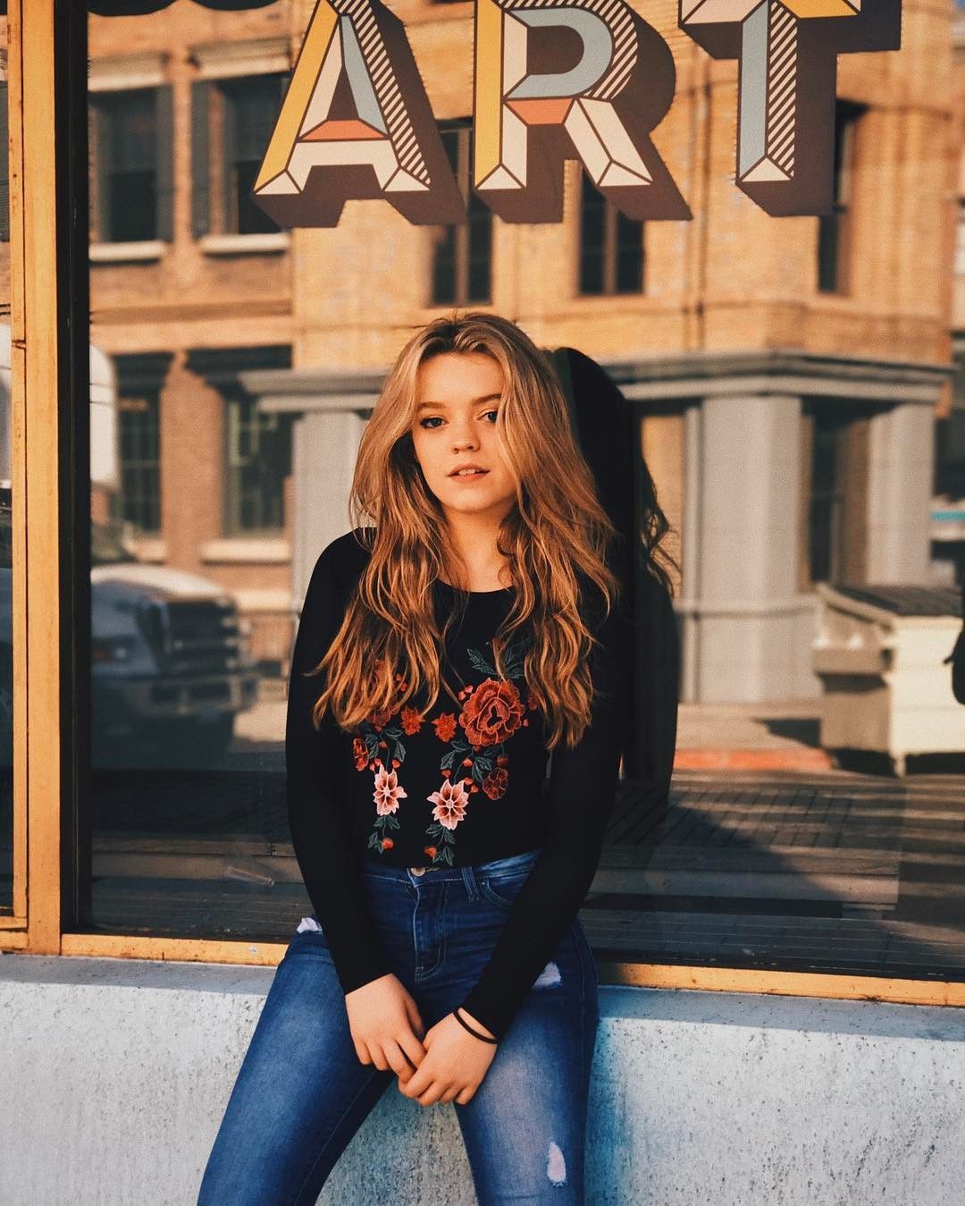Jade Pettyjohn on Instagram: “Being an artist isn't hard to attain. YOU have an infinite amount of capability. Art is about c. Jade, Actresses, Jade pettyjohn age
