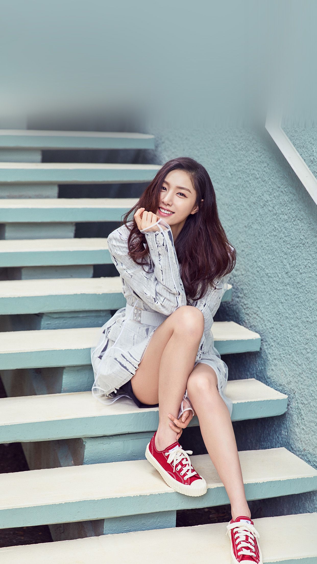 Kpop Girl Stair Korean Wallpaper