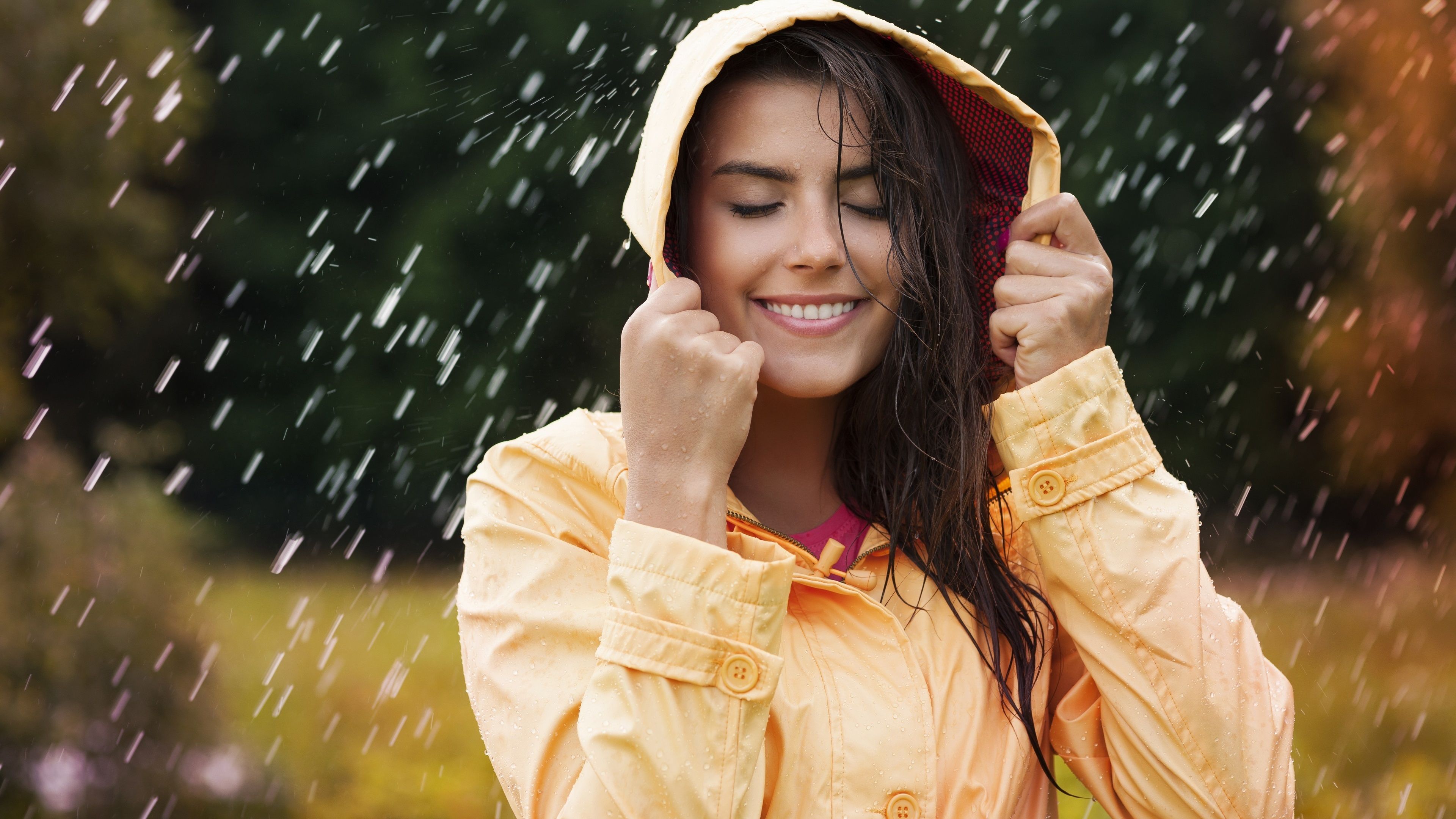 Wallpaper Smile girl in rain 3840x2160 UHD 4K Picture, Image