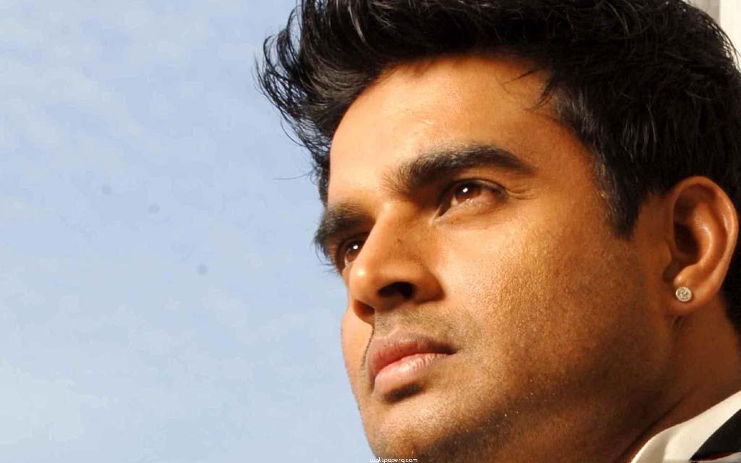 Download R madhavan HD wallpaper for mobile & laptop actor image for your mobile cell phone