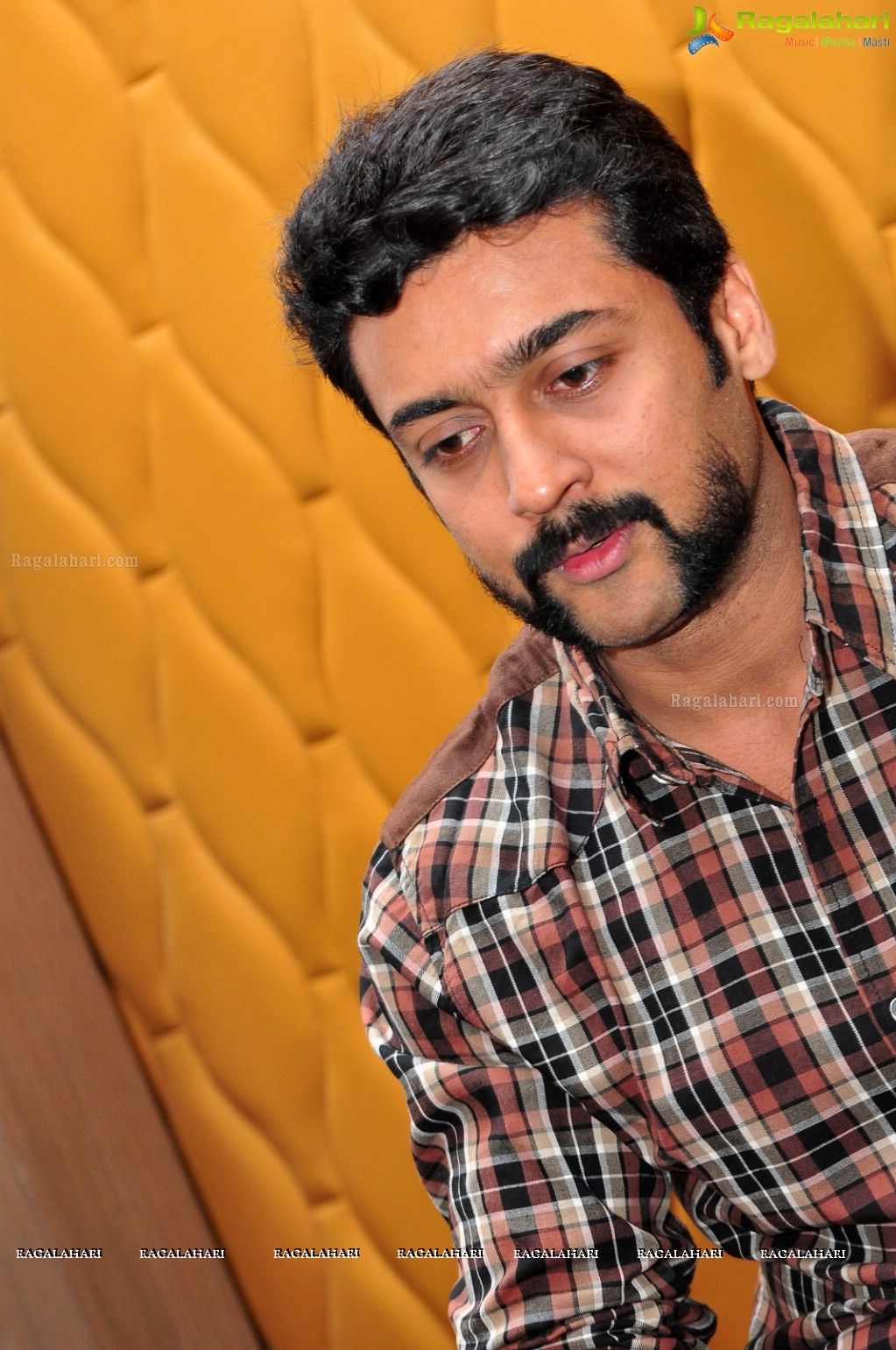 Surya Image 40. Telugu Cinema hero Photo Gallery, Image, Pics, Picture, Photohoot, Wallpaper