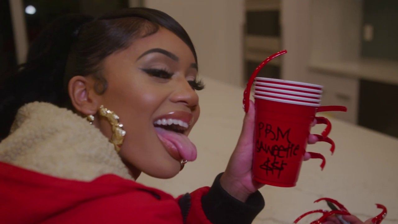 Pretty Bitch Freestyle (Lyrics)