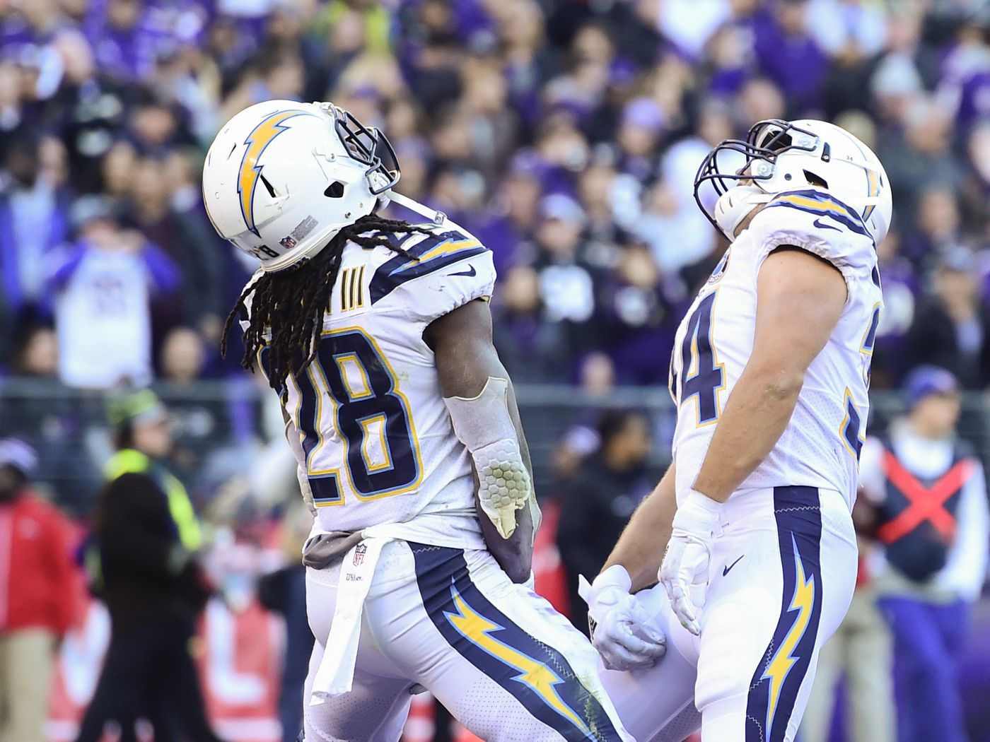 How much should the Chargers offer to Melvin Gordon? From The Blue