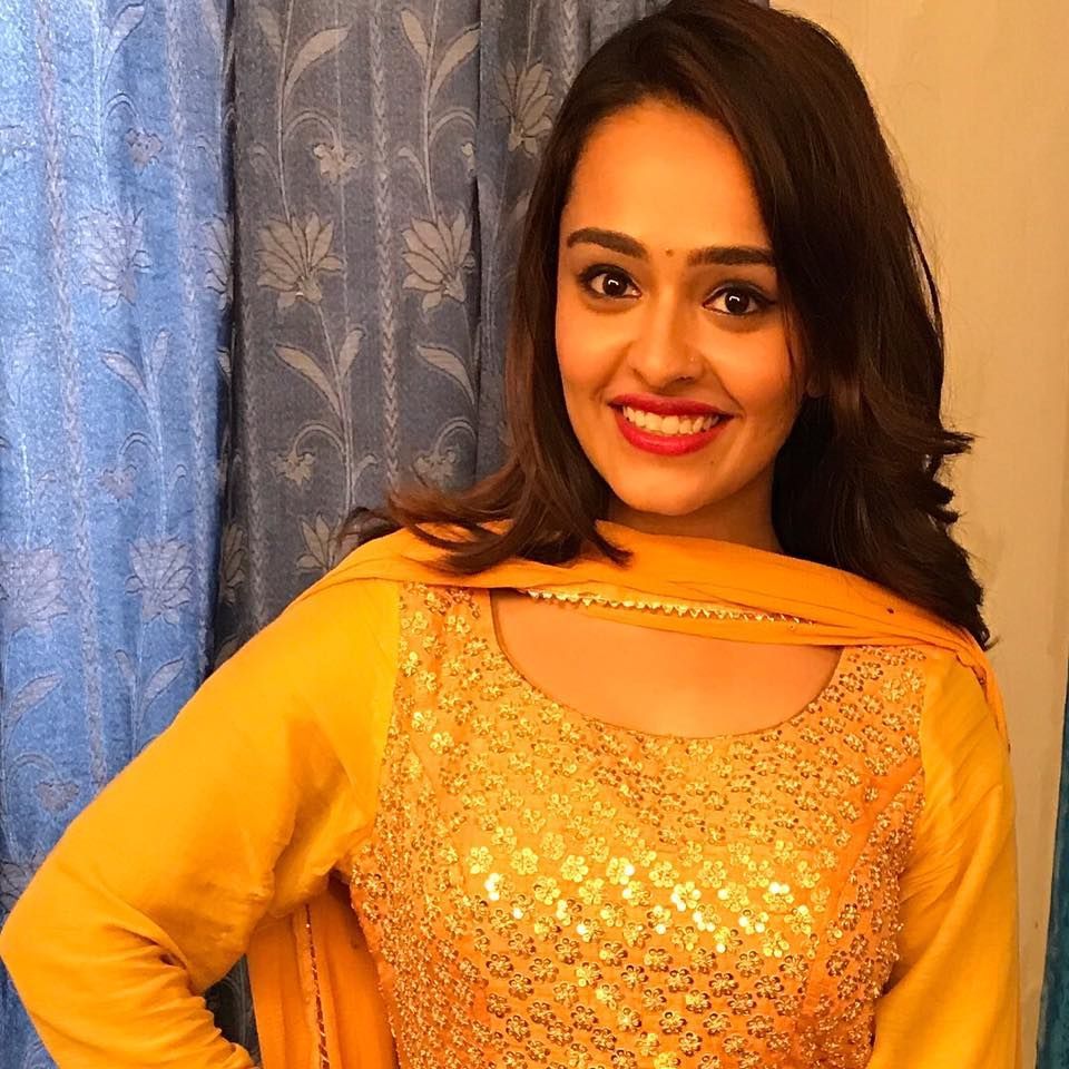 Apoorva Arora Film Actress HD Picture Wallpaper. HD picture, Actresses, Beautiful actresses