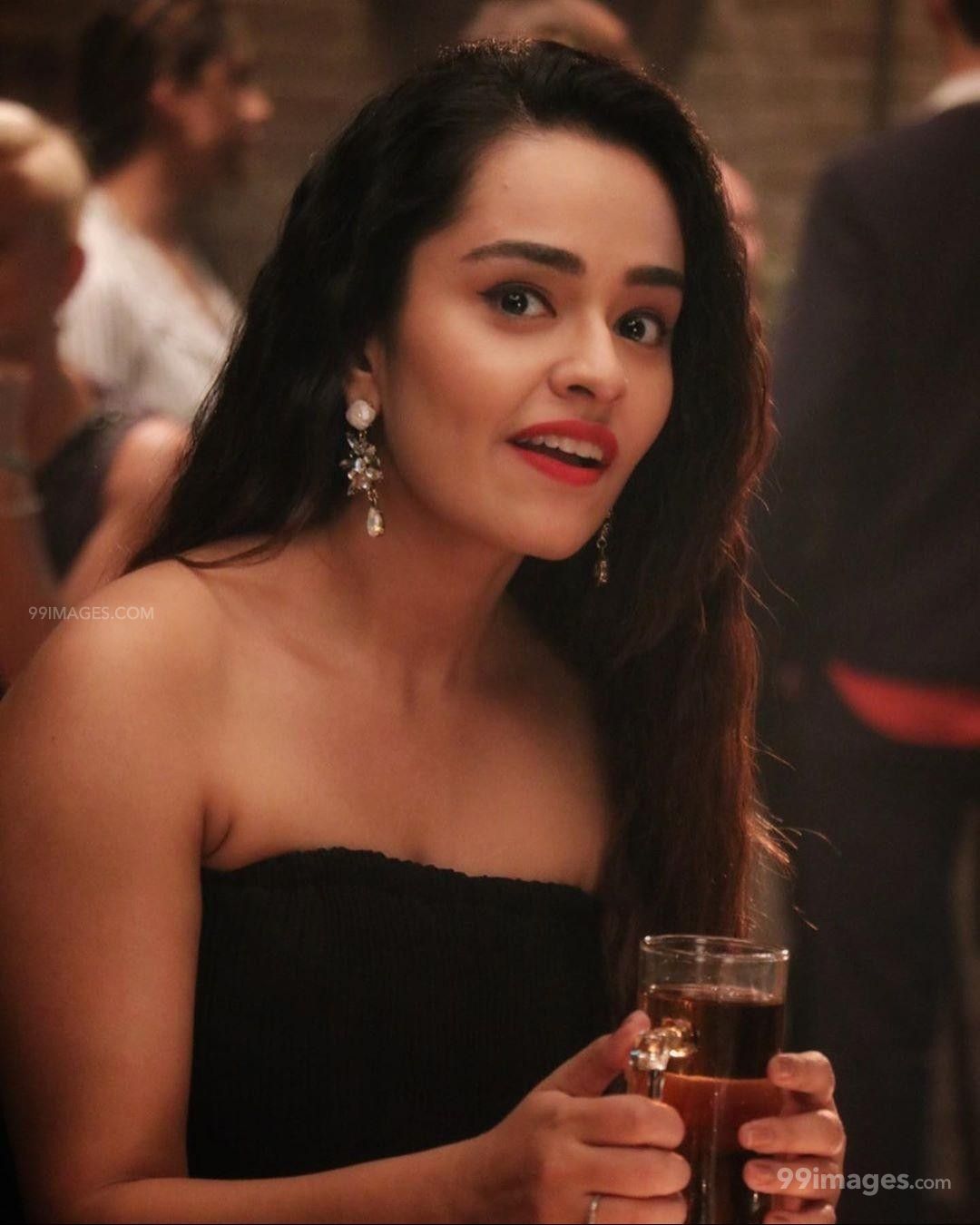 Apoorva Arora Hot HD Photo & Wallpaper for mobile, WhatsApp DP (1080p) (1080x1350)