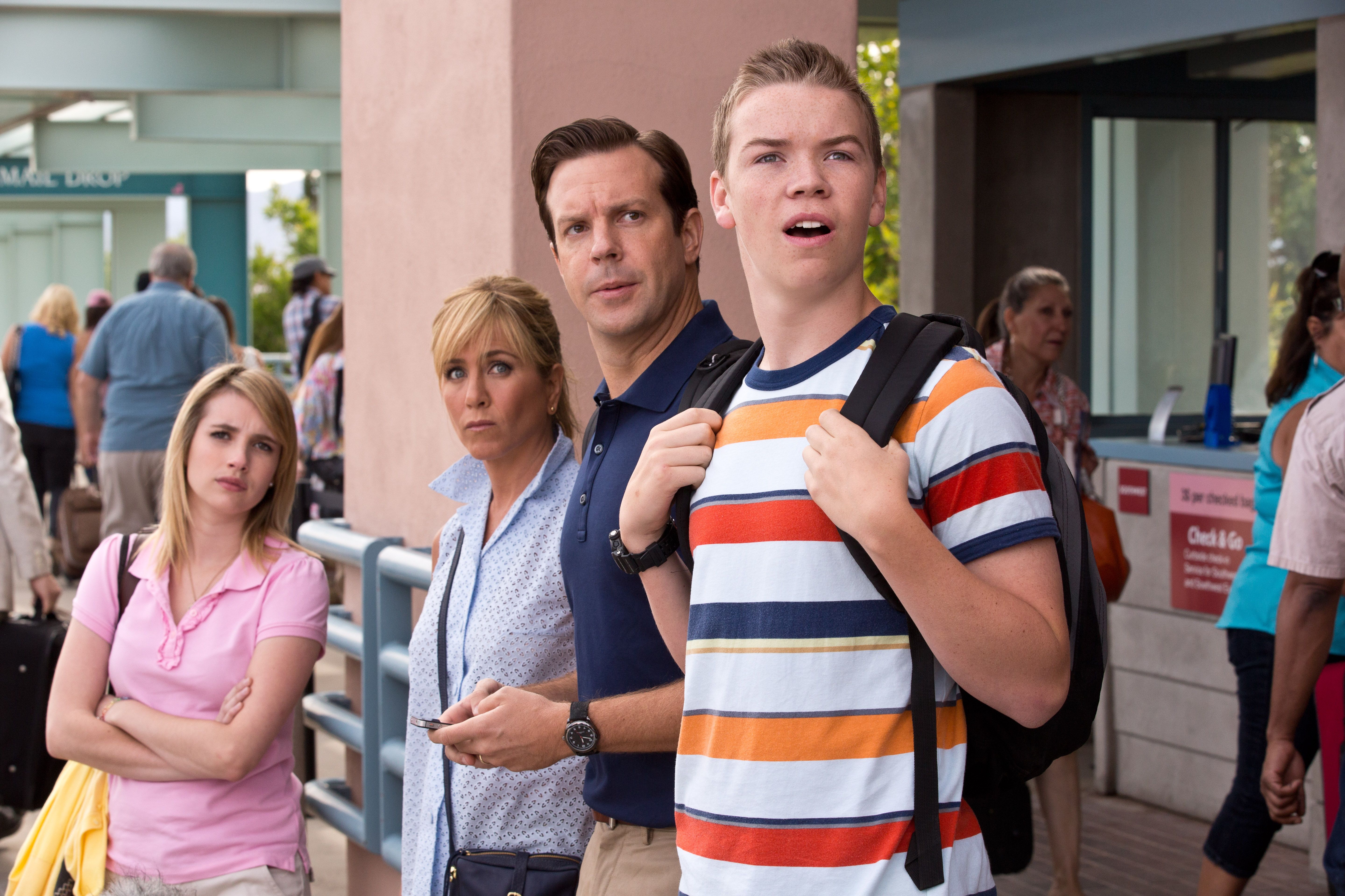 WE'RE THE MILLERS Image. WE'RE THE MILLERS Stars Jason Sudeikis, Jennifer Aniston, and Nick Offerman