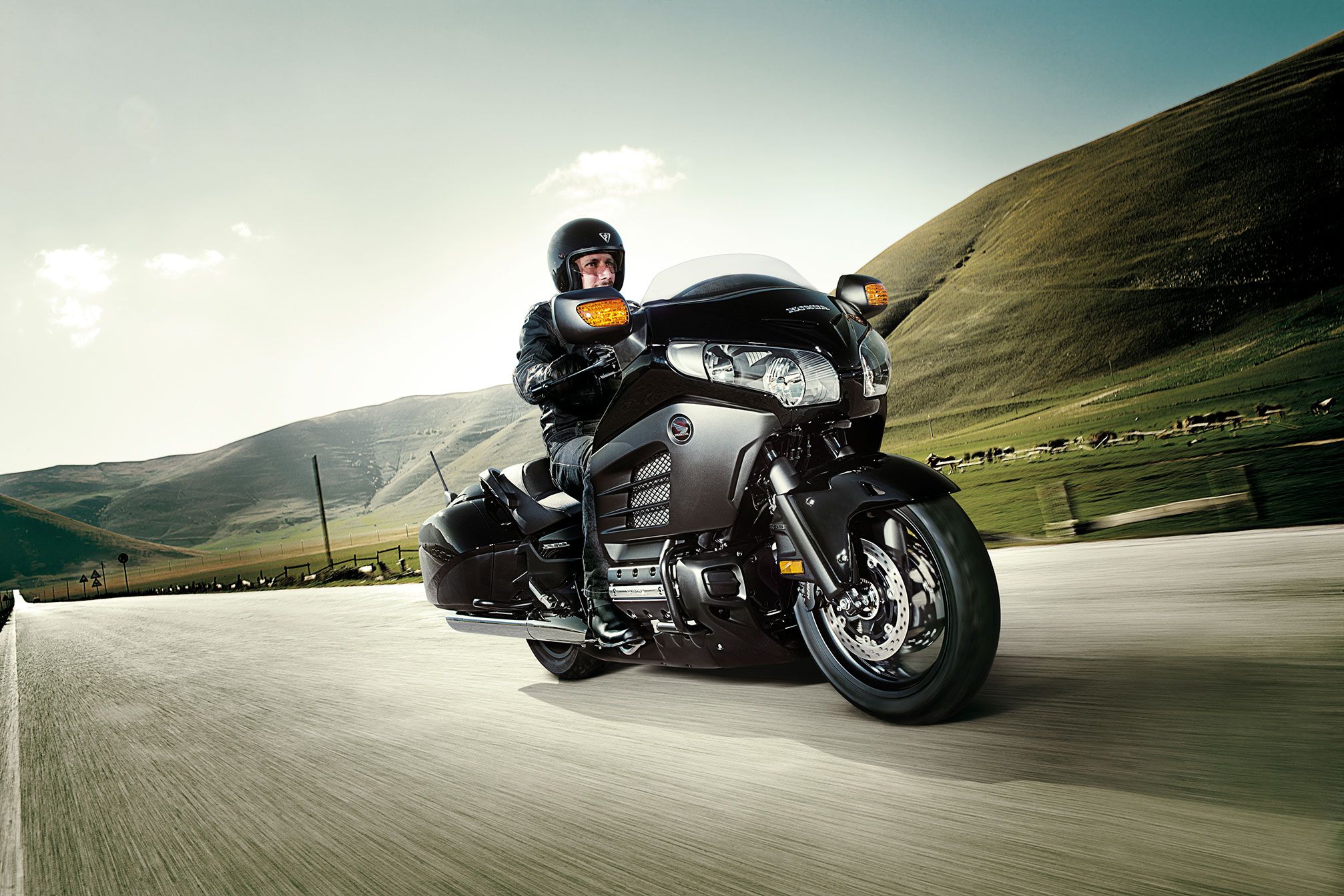 Honda Gold Wing F6B Deluxe GL1800BD Review