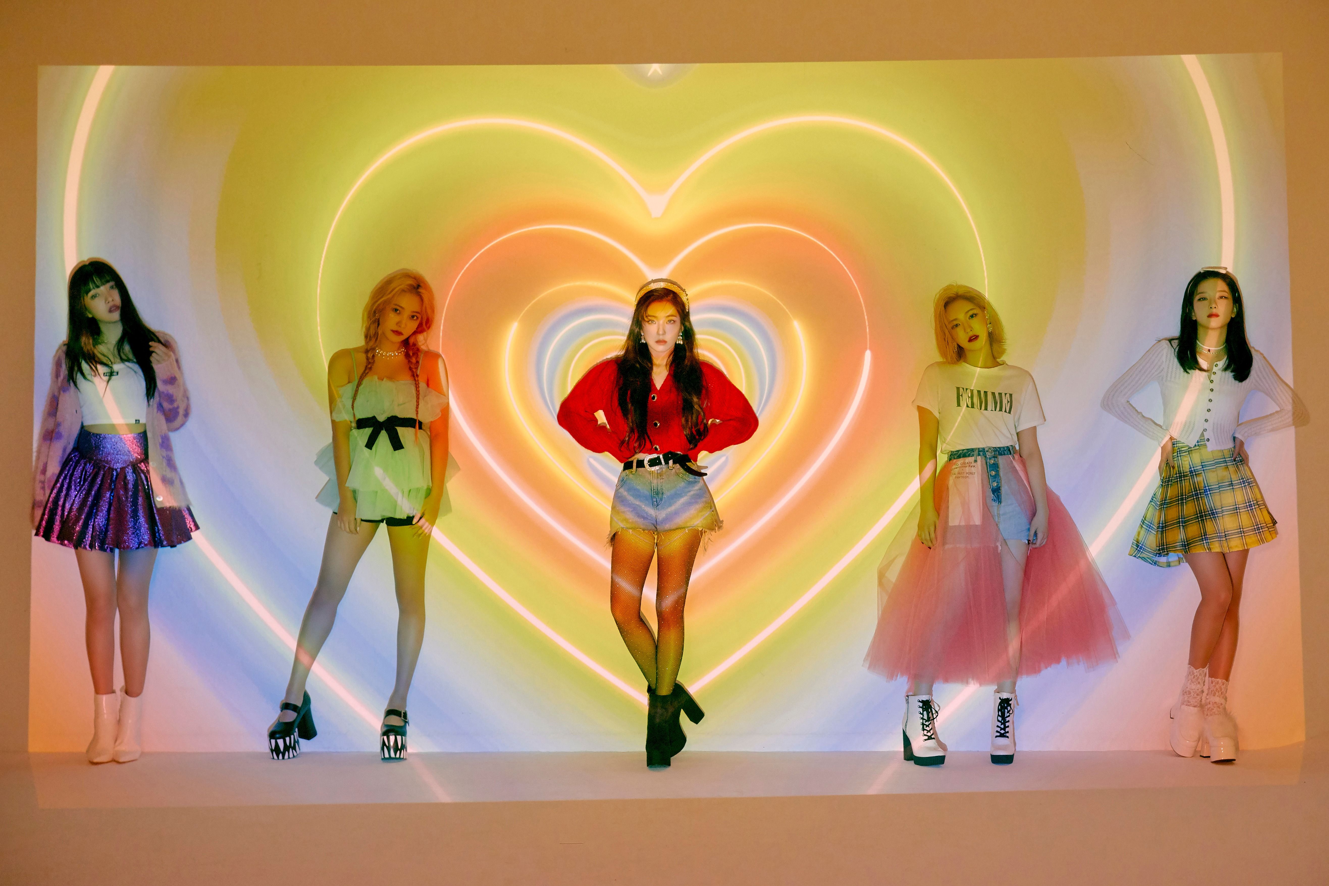 Update: Red Velvet Drops Stunning MV Teaser For “Psycho” | Soompi