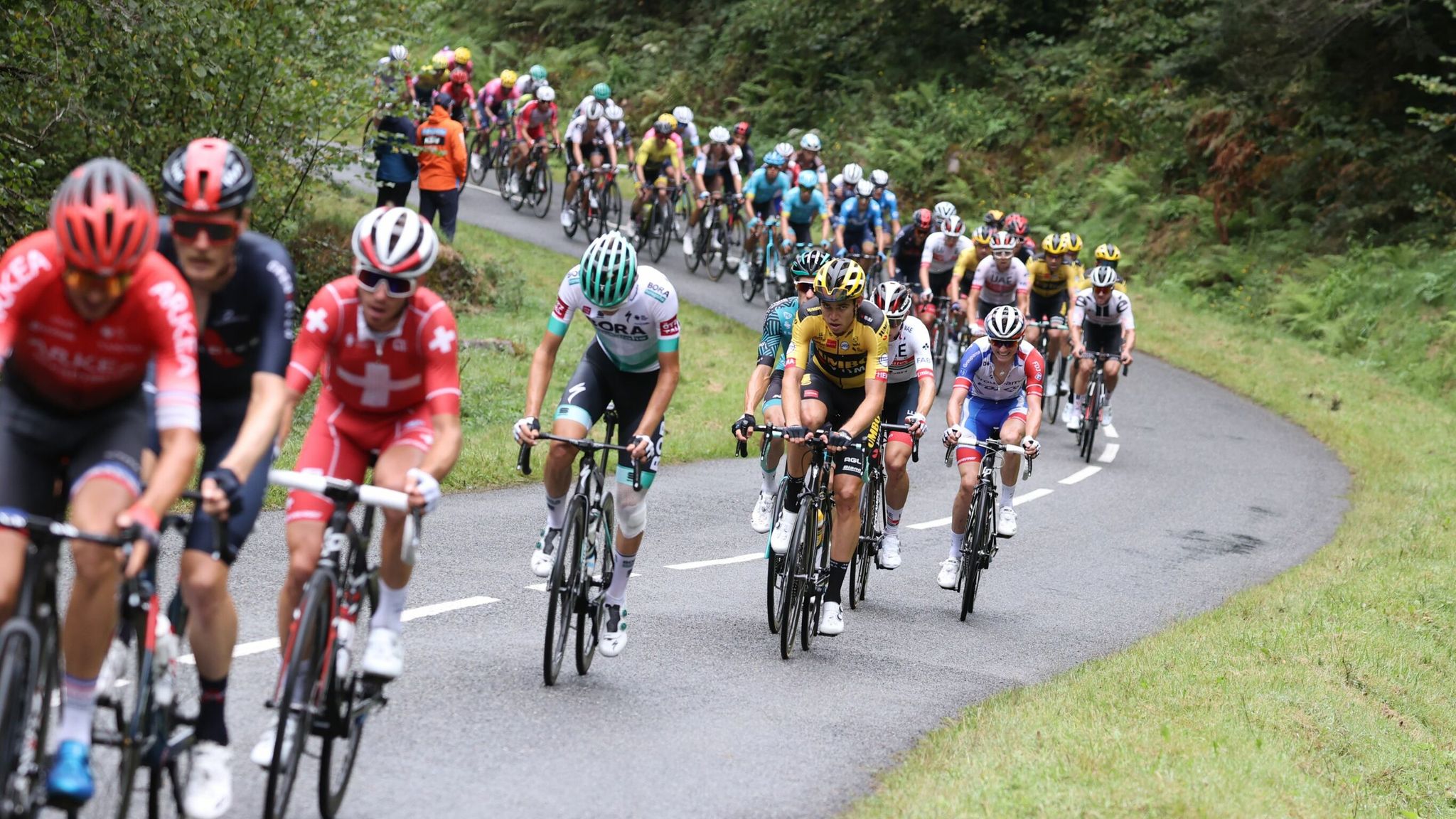 Tour de France confirm no spectators at stage finishes through coronavirus 'red zones'
