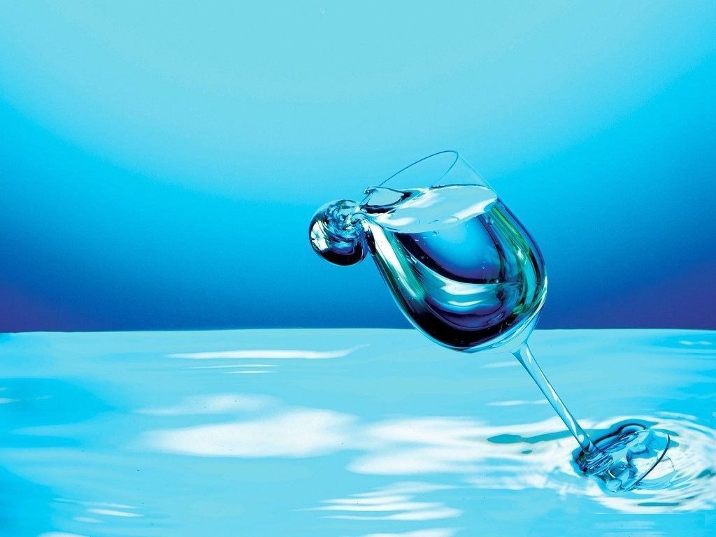 Beautiful Water Drop HD Wallpaper. Water drops, Beauty treatments, Water