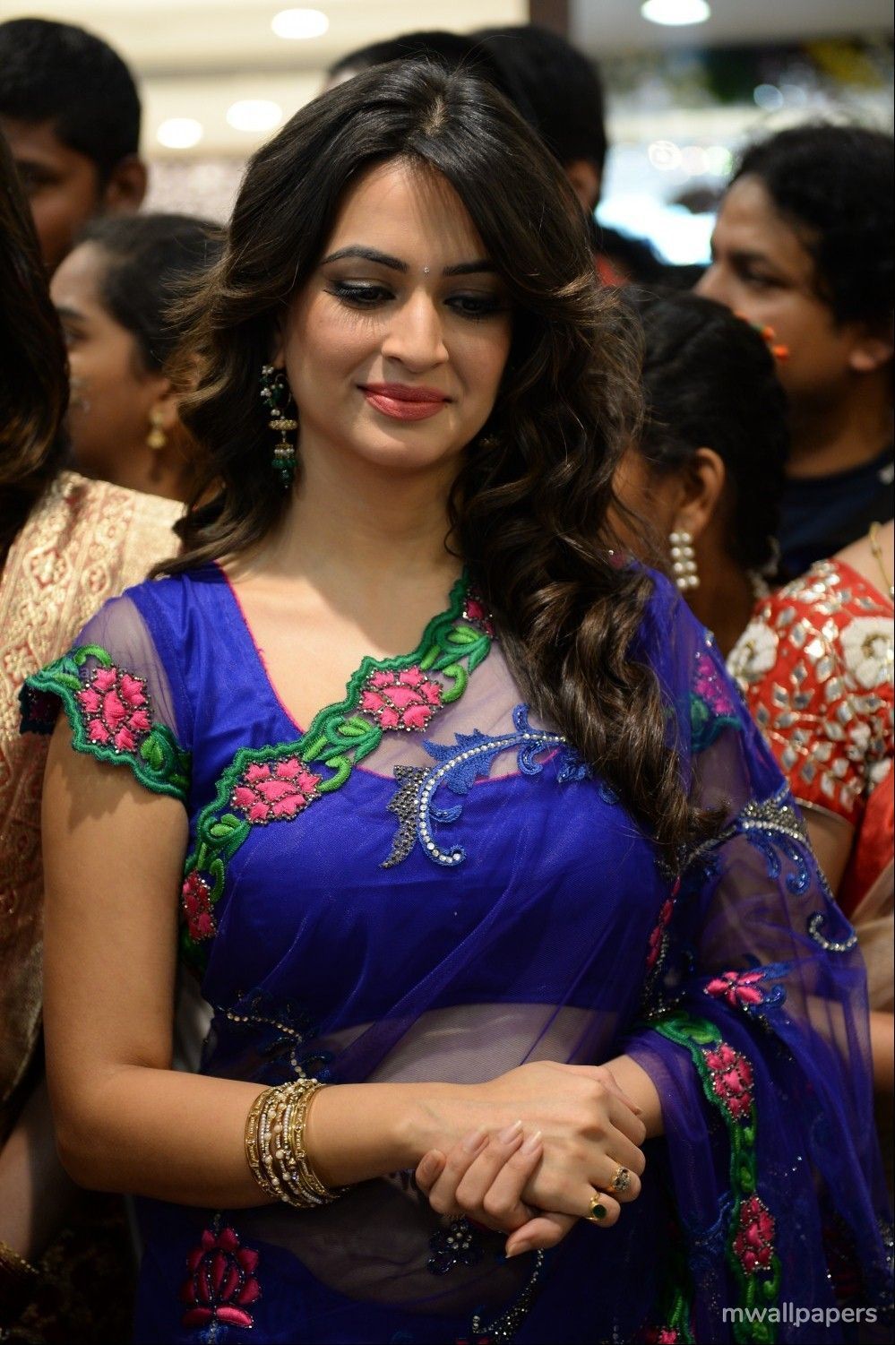 Kriti Kharbanda Beautiful HD Photohoot Stills (1080p) (999x1501)